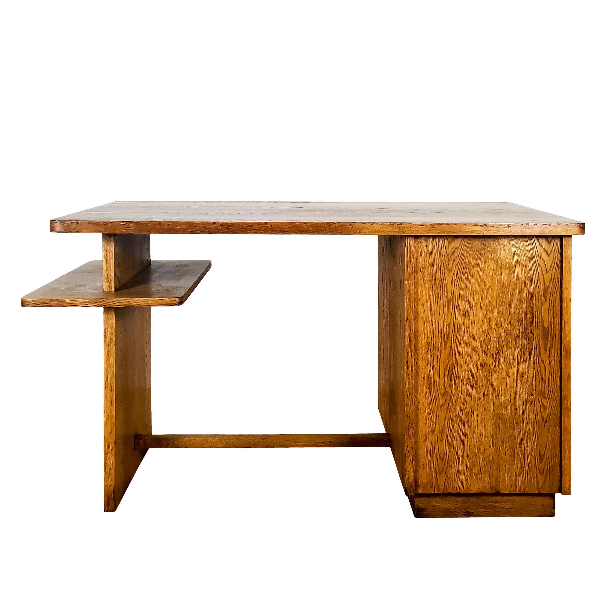 Thonet Small Desk In Good Condition In Girona, Girona