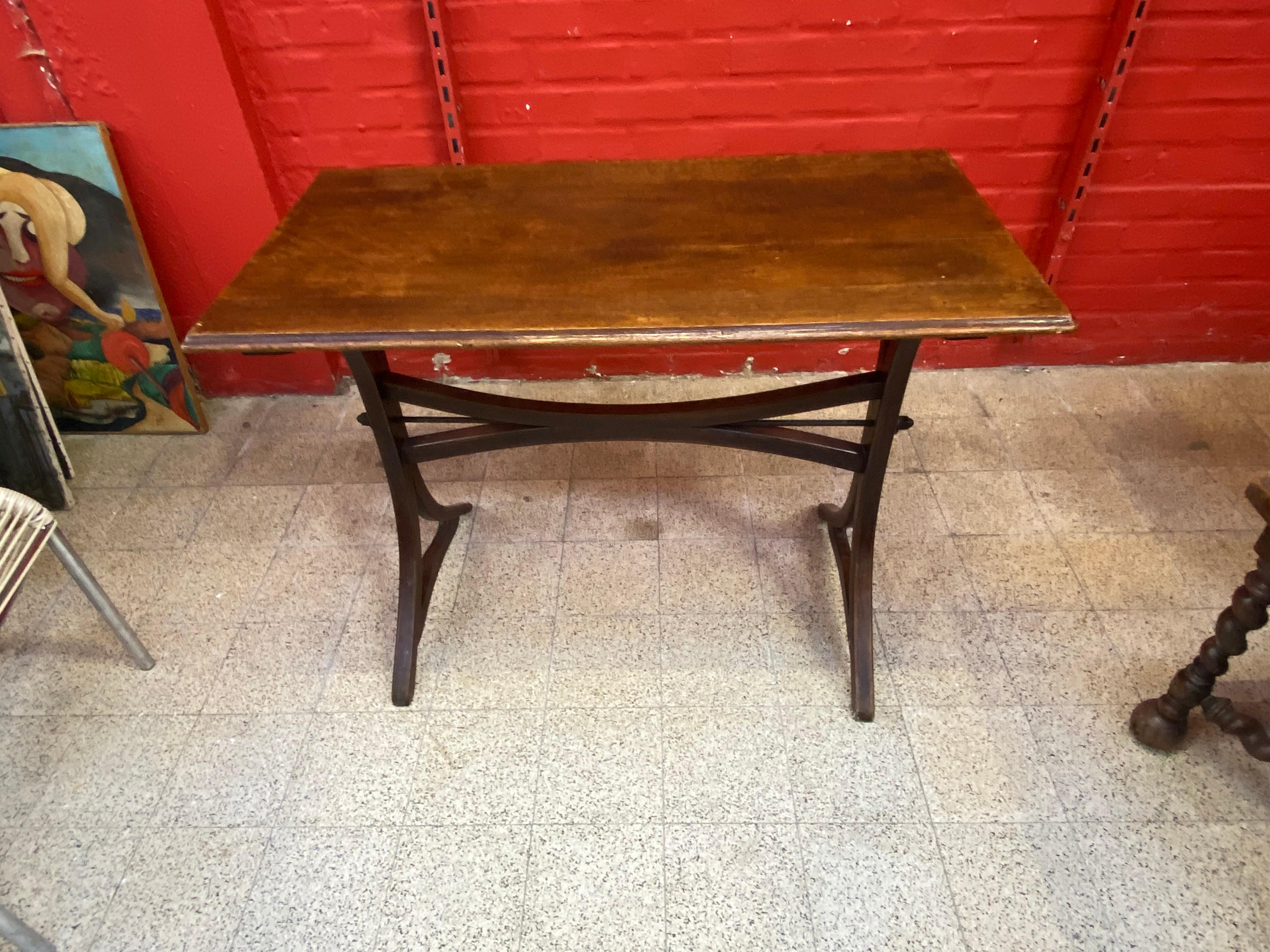 19th Century Thonet Style Art Nouveau Oak Bistro Table, circa 1900 For Sale