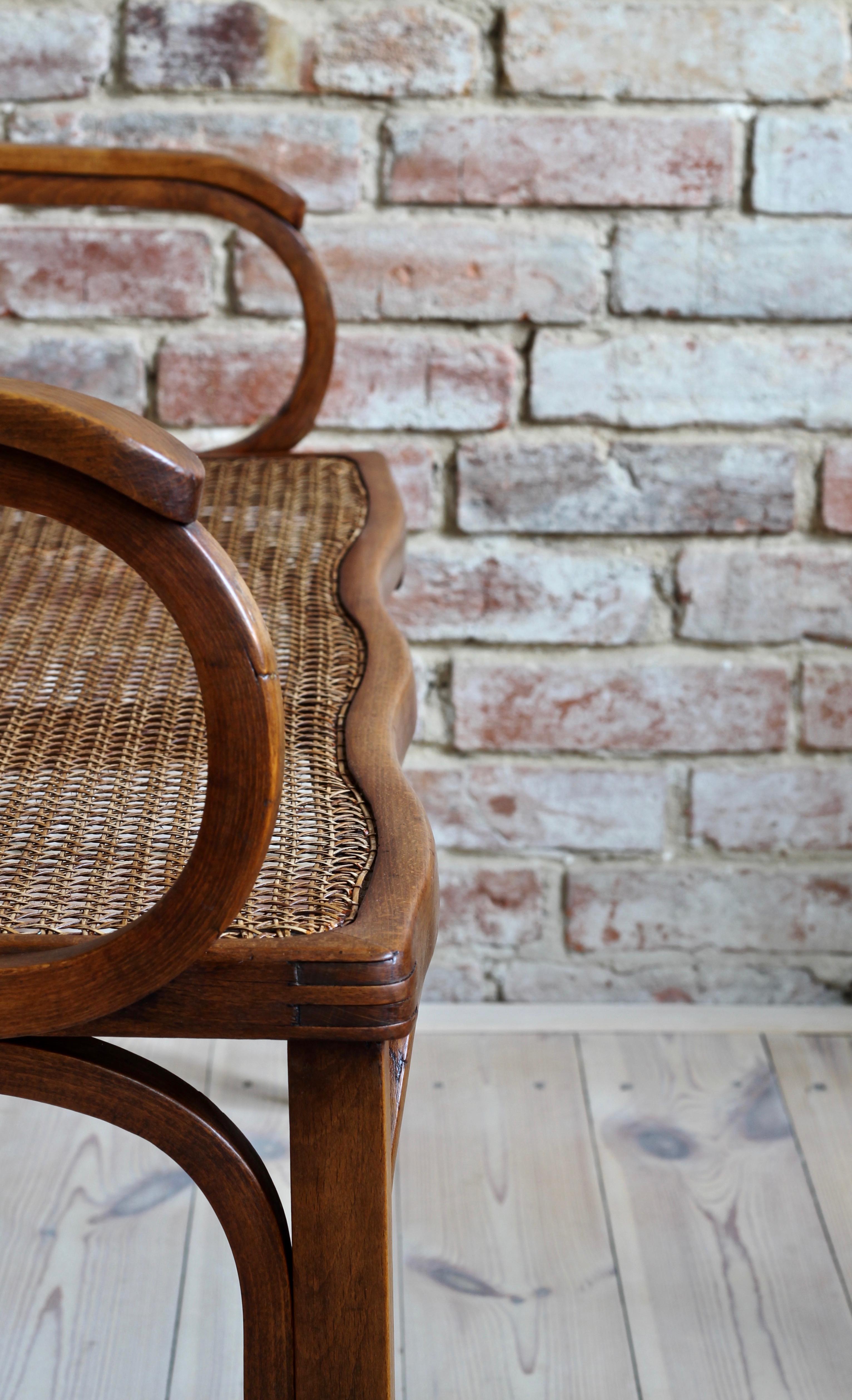 Thonet Style Bentwood Bench Settee in Excellent Restored Condition 4