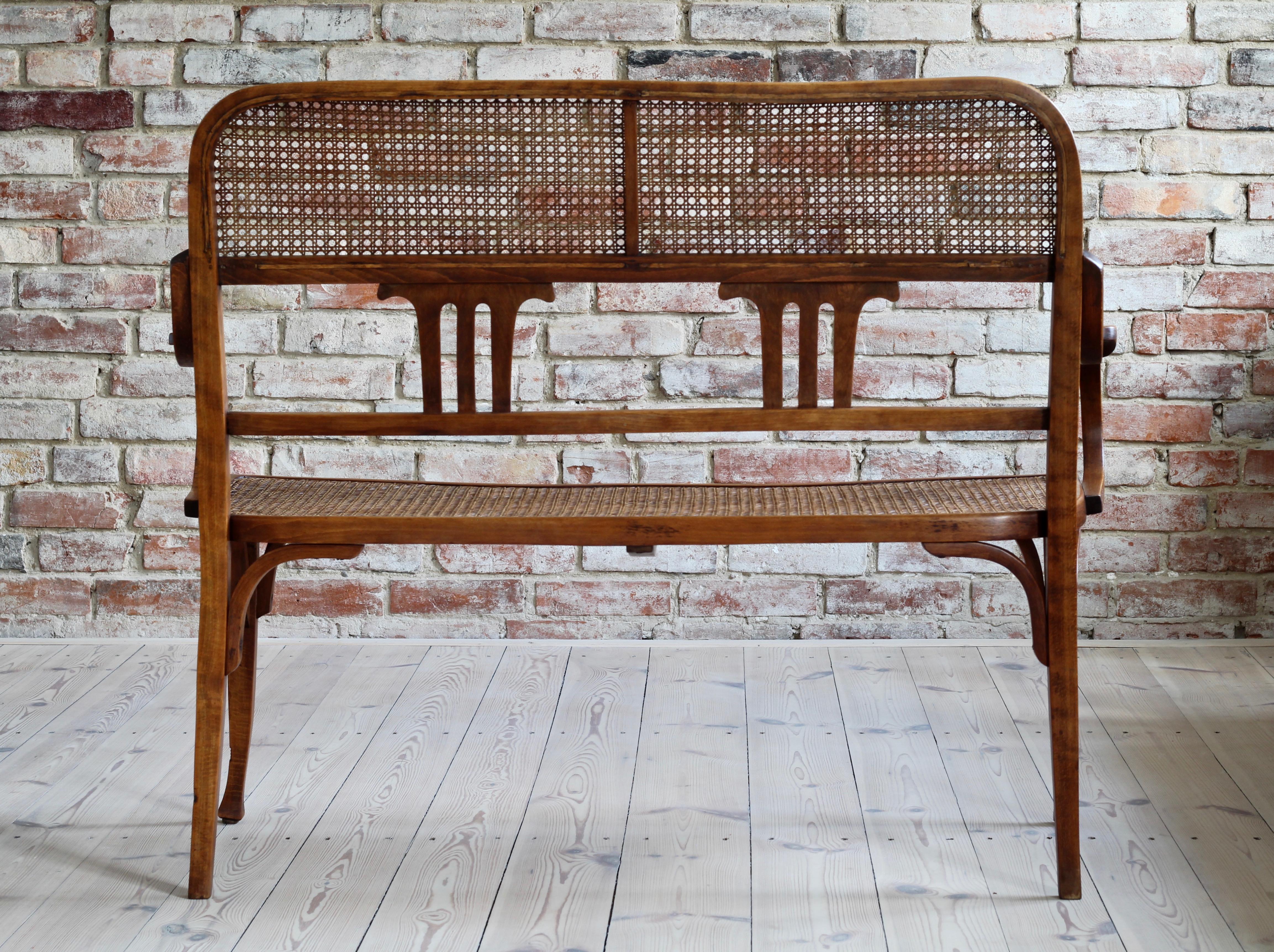 European Thonet Style Bentwood Bench Settee in Excellent Restored Condition