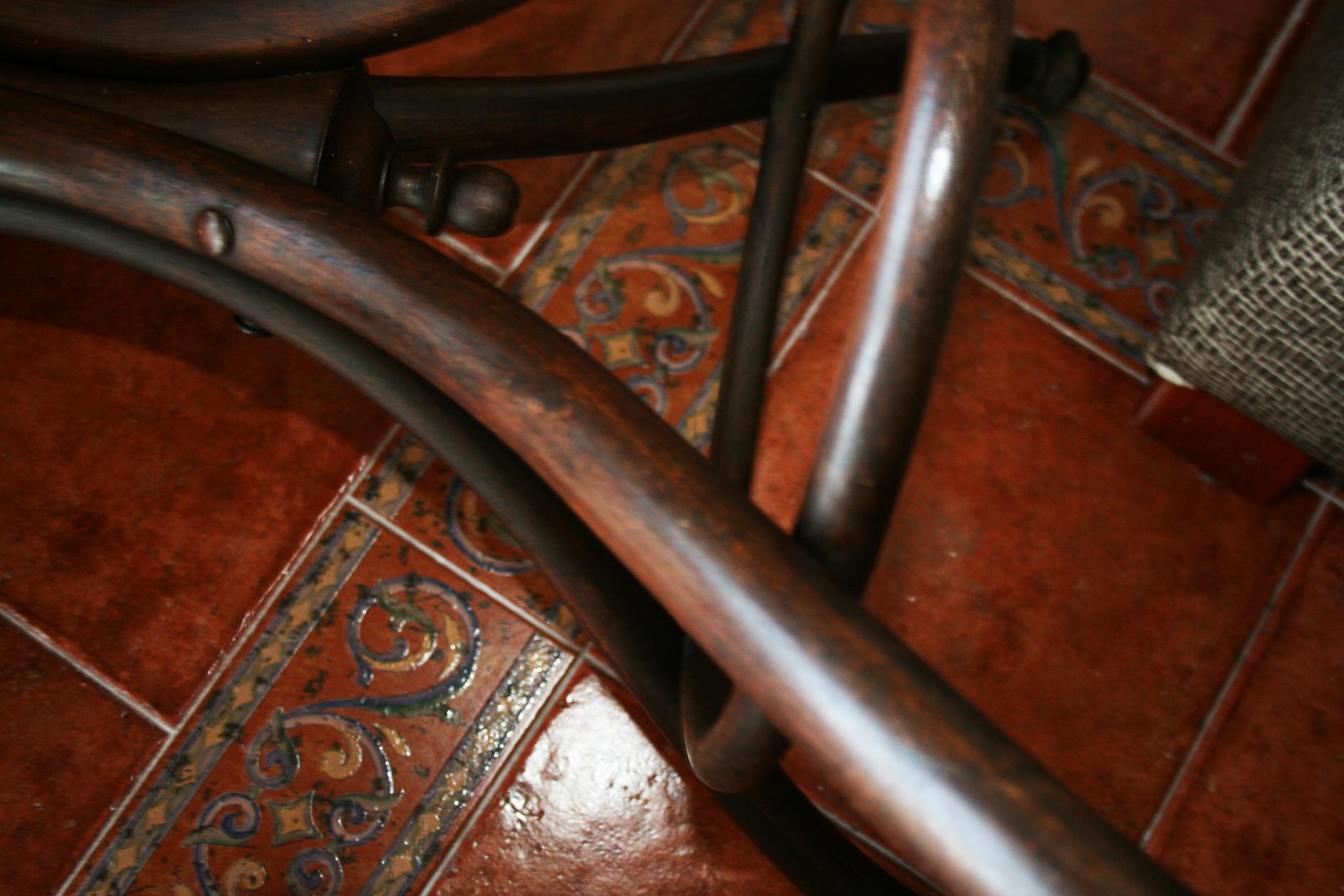 Thonet Style Bentwood Game Table, Late 19th Century or Early 20th Century 10