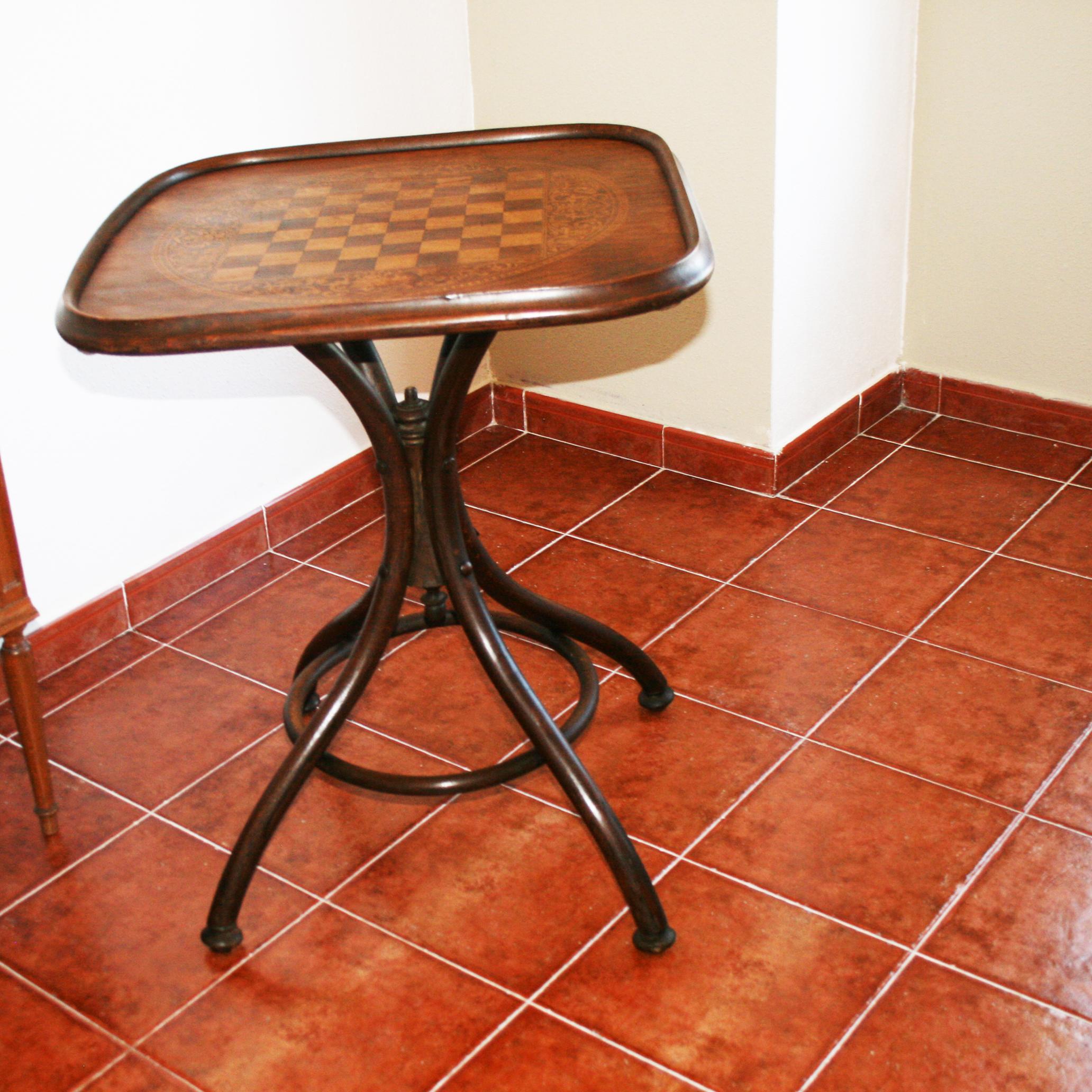 Thonet Style Bentwood Game Table, Late 19th Century or Early 20th Century 2