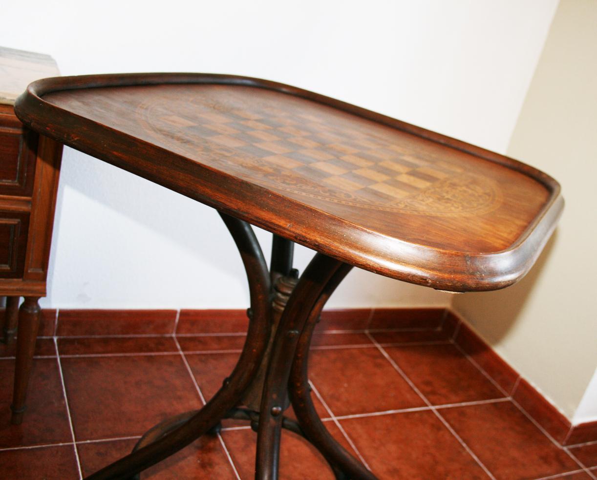 Thonet Style Bentwood Game Table, Late 19th Century or Early 20th Century 5