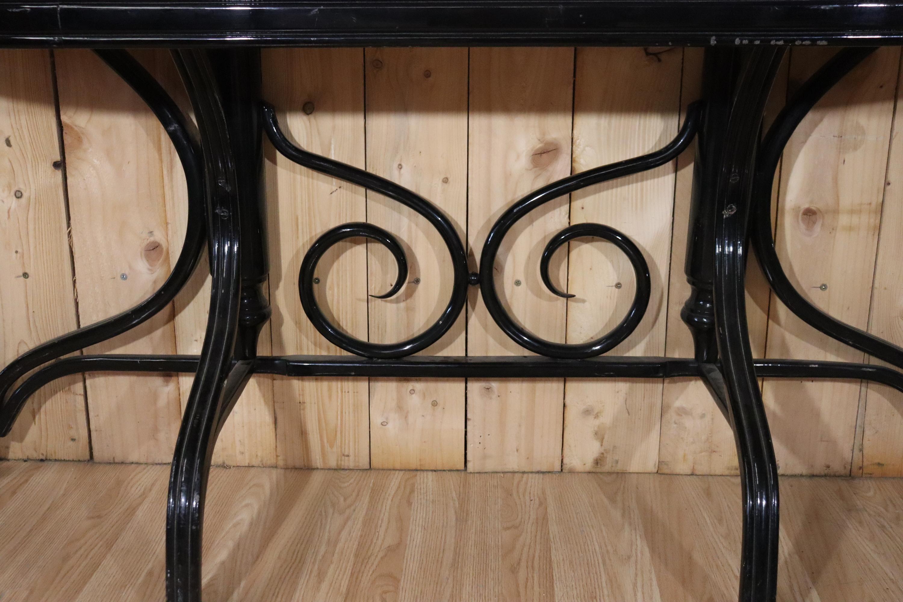 20ième siècle Thonet Style Curved Wooden Console en vente