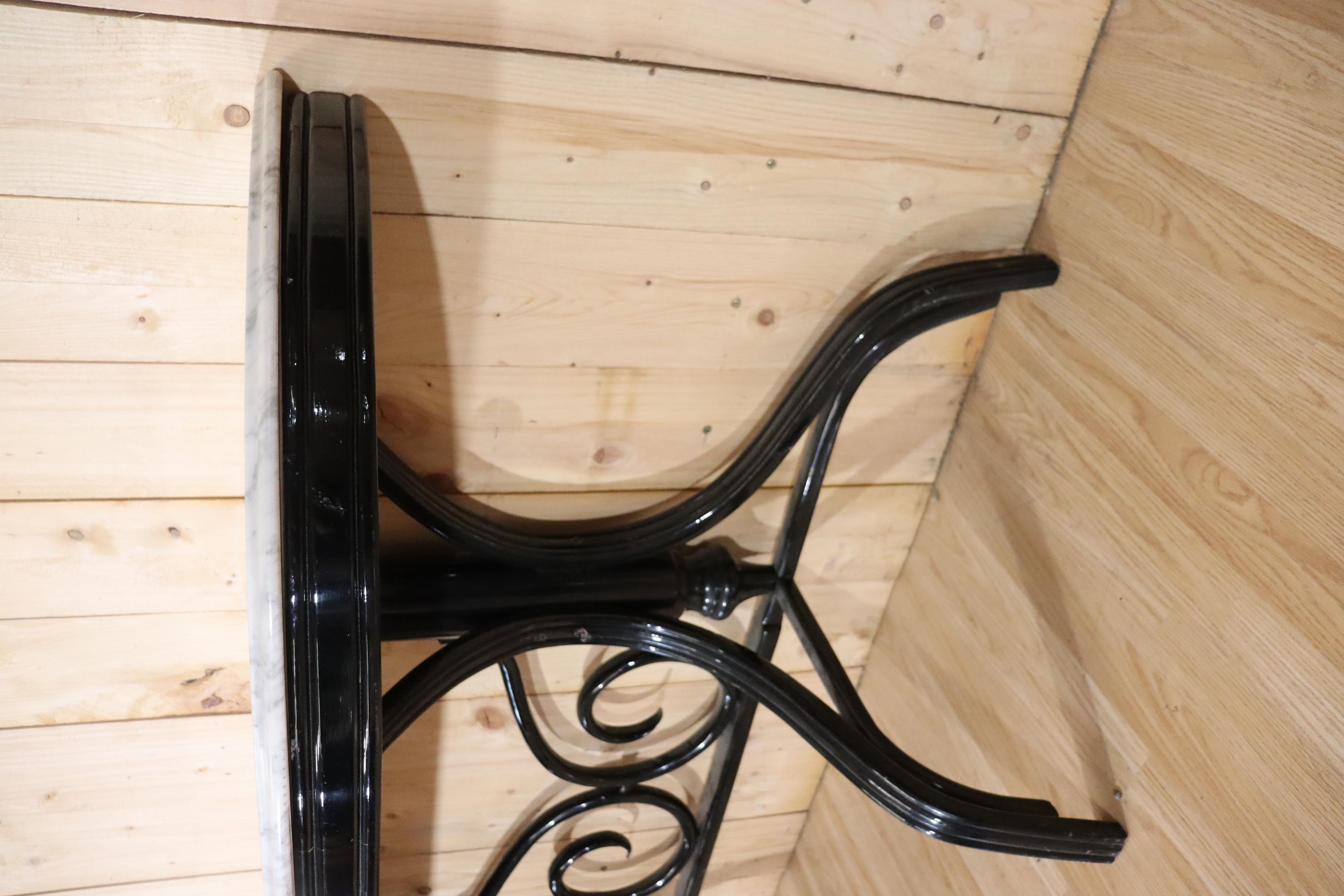 Thonet Style Curved Wooden Console en vente 2
