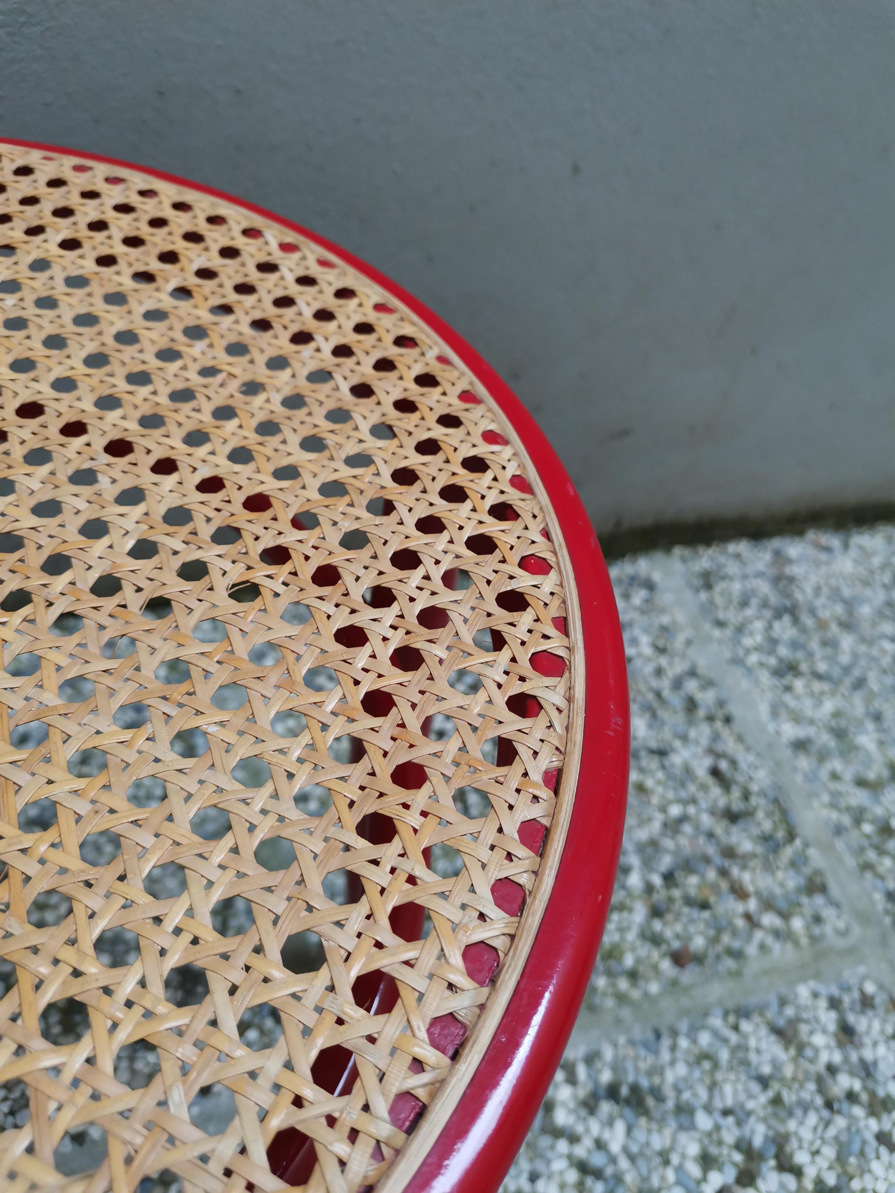 Canna Sedia da pranzo rossa in stile Thonet, anni '80 in vendita
