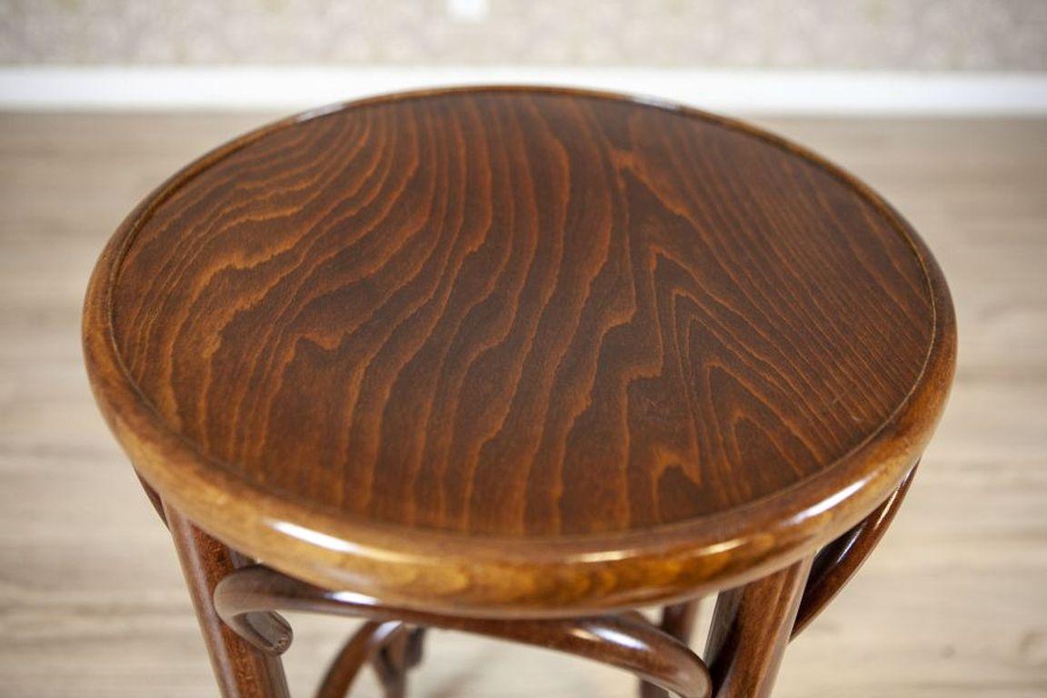 Thonet-Stylized Beech Wood Bar Stool, Circa 1980-1990 In Good Condition For Sale In Opole, PL