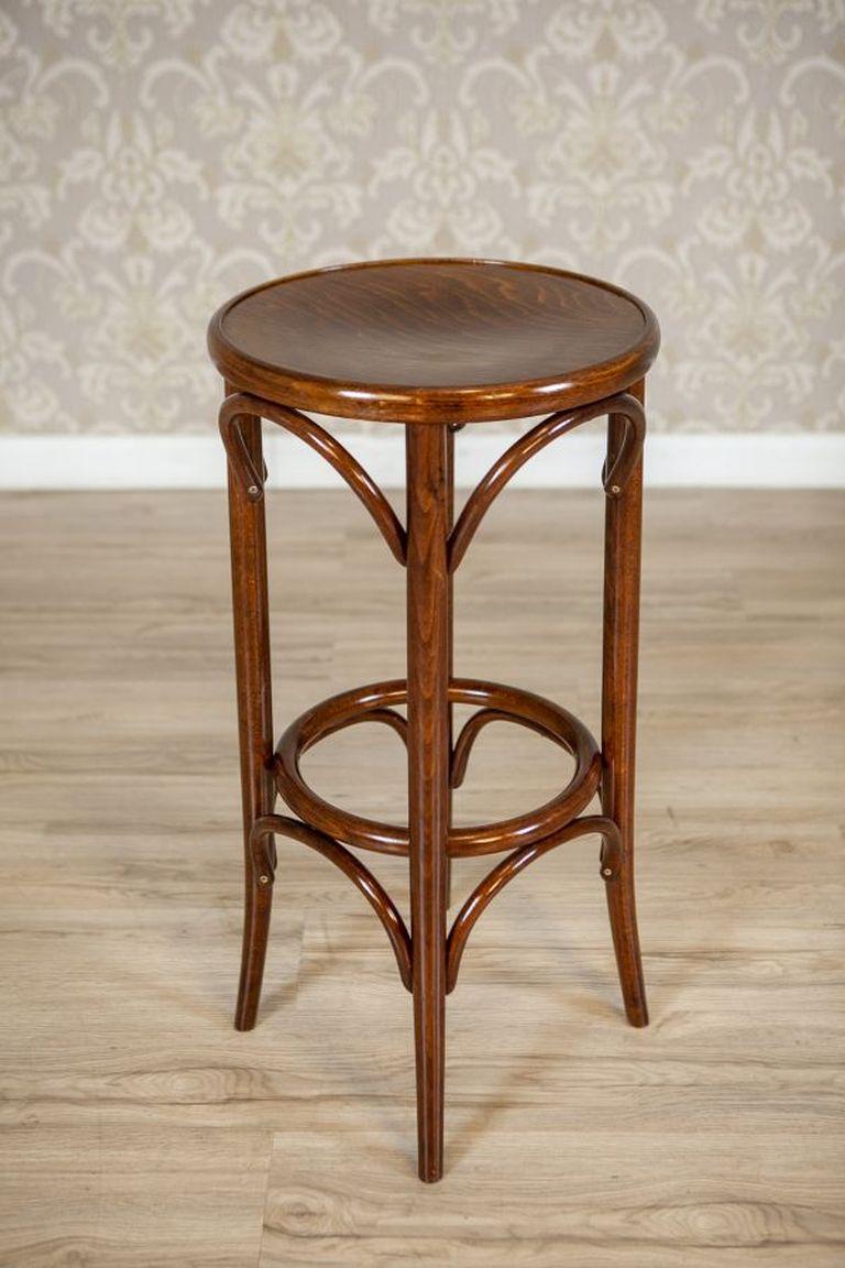 Thonet-Stylized Beech Wood Bar Stool, Circa 1980-1990

A bar stool made of beech wood. This is a contemporary piece of furniture styled after Thonet designs.
Condition is particularly good, with minimal signs of use.