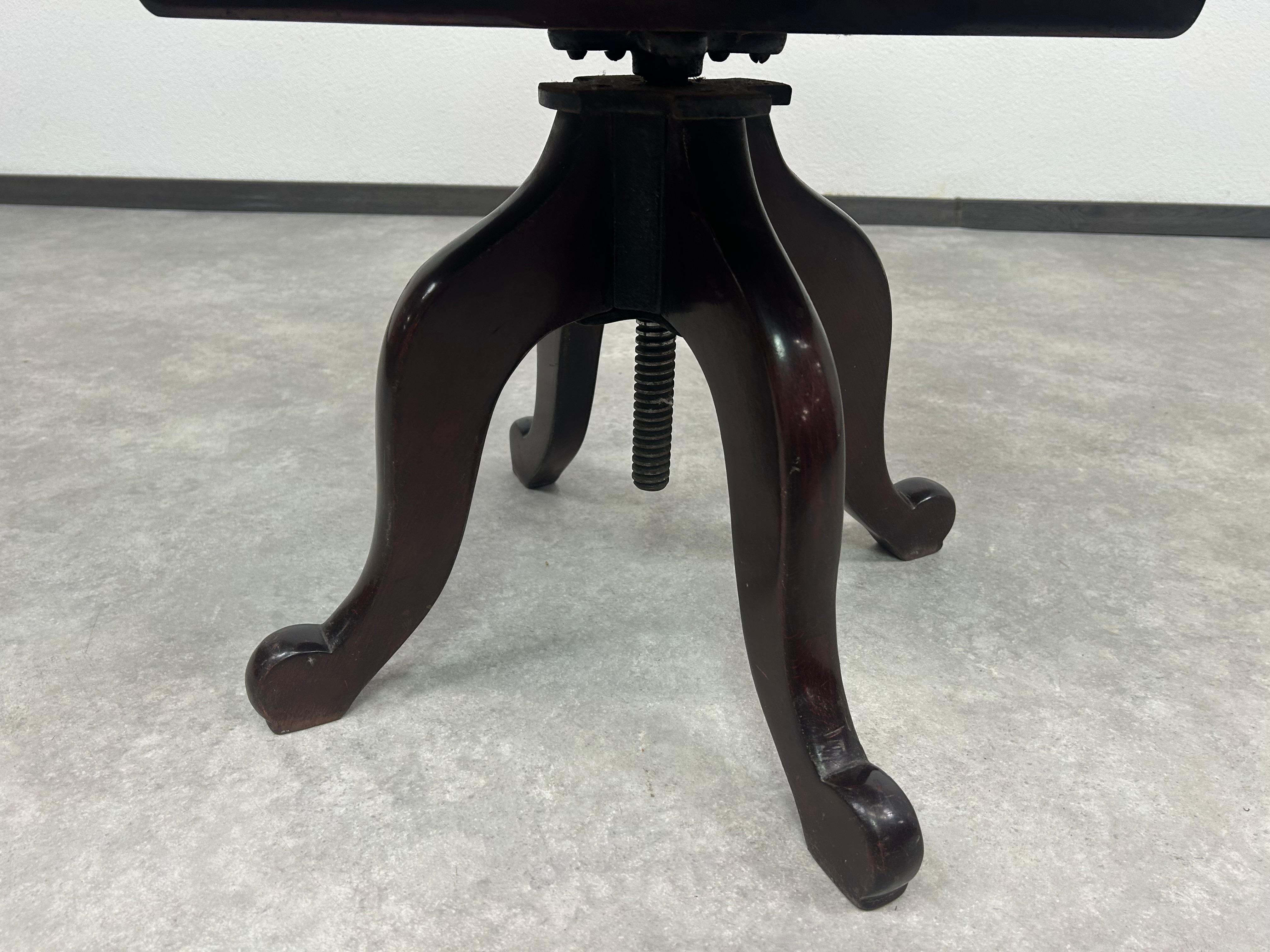 Chaise pivotante Thonet n°5541 en vente 2