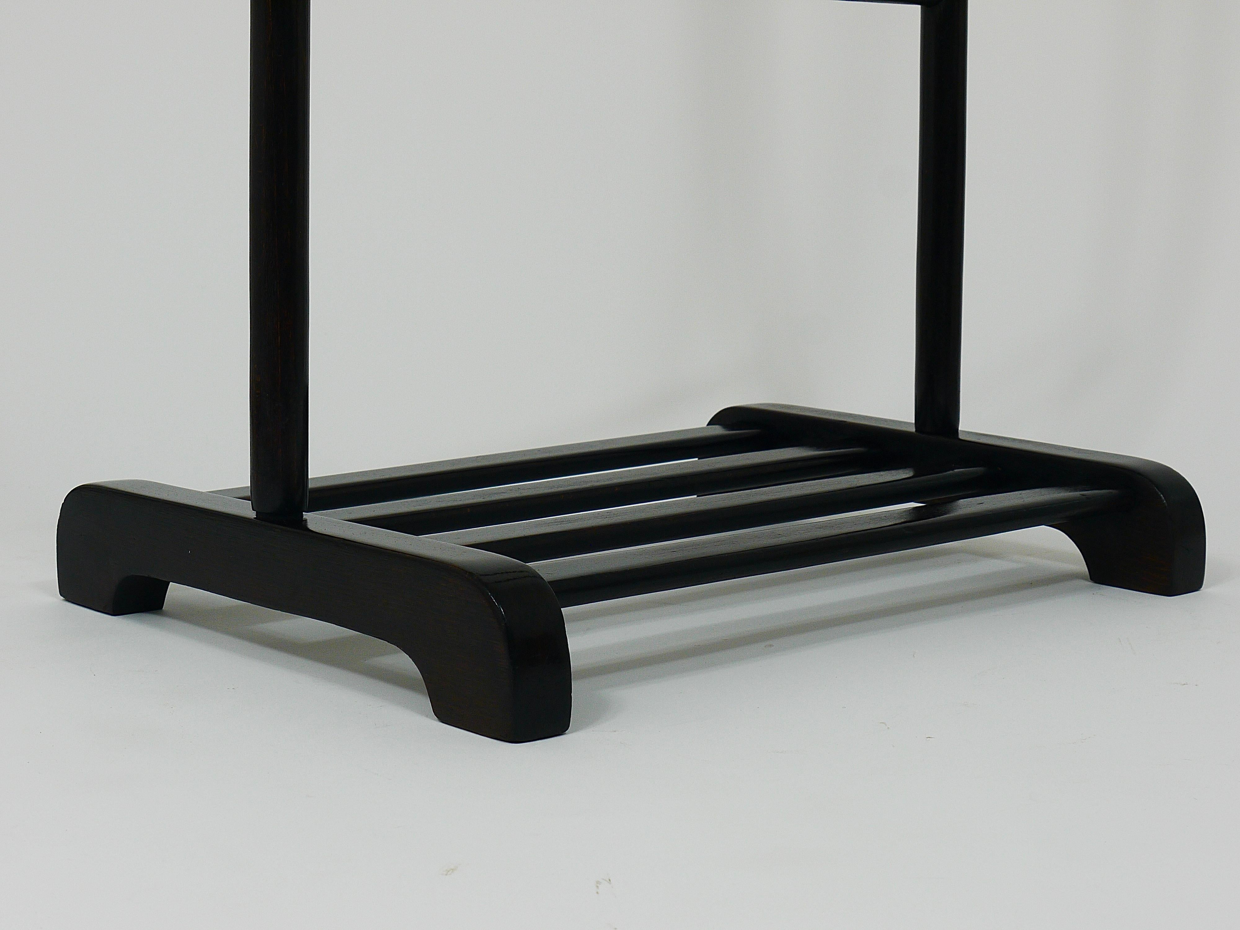 Thonet Vienna Art Deco Bentwood Clothing Valet / Dressing Stand, Austria, 1920s For Sale 4