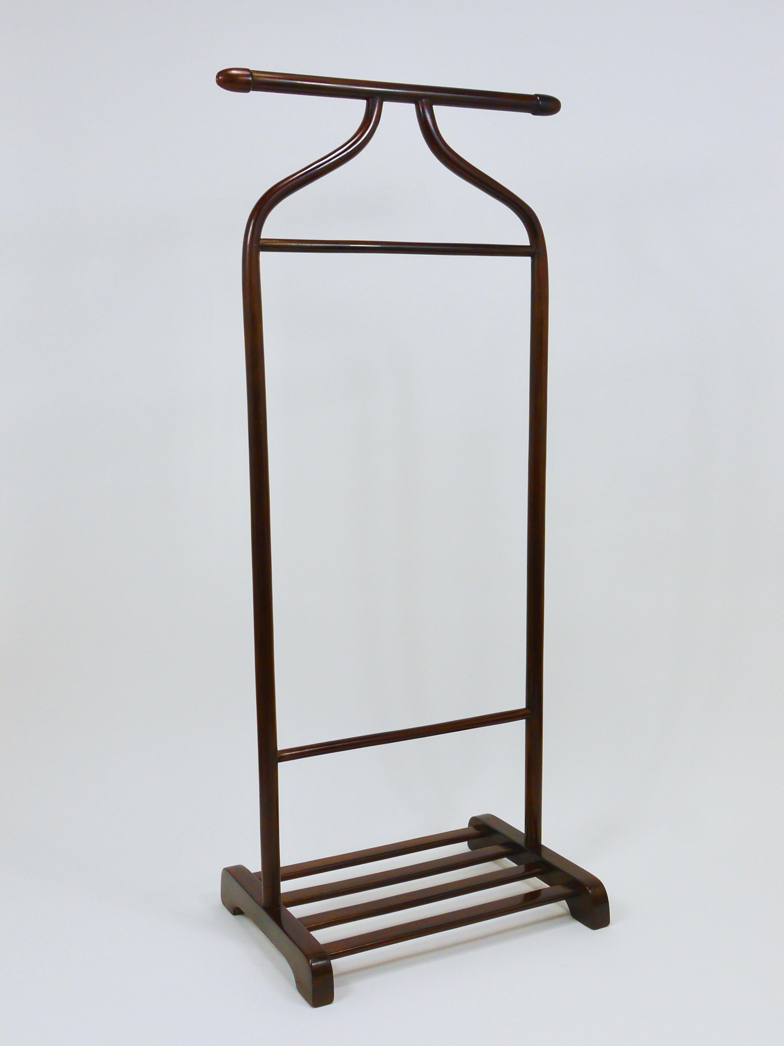Thonet Vienna Art Deco Bentwood Clothing Valet / Dressing Stand, Austria, 1920s Austríaco en venta