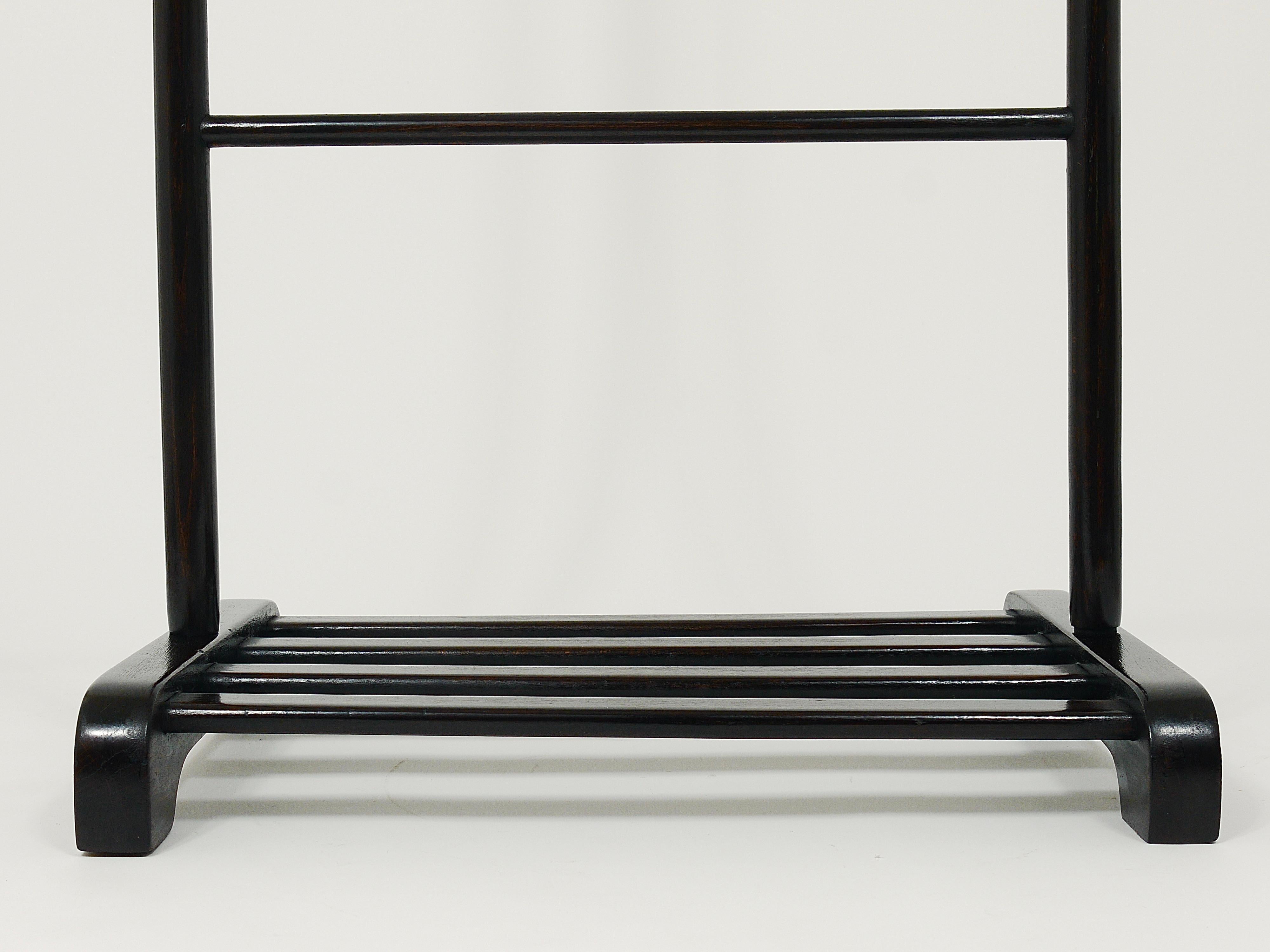Thonet Vienna Art Deco Bentwood Clothing Valet / Dressing Stand, Austria, 1920s For Sale 2