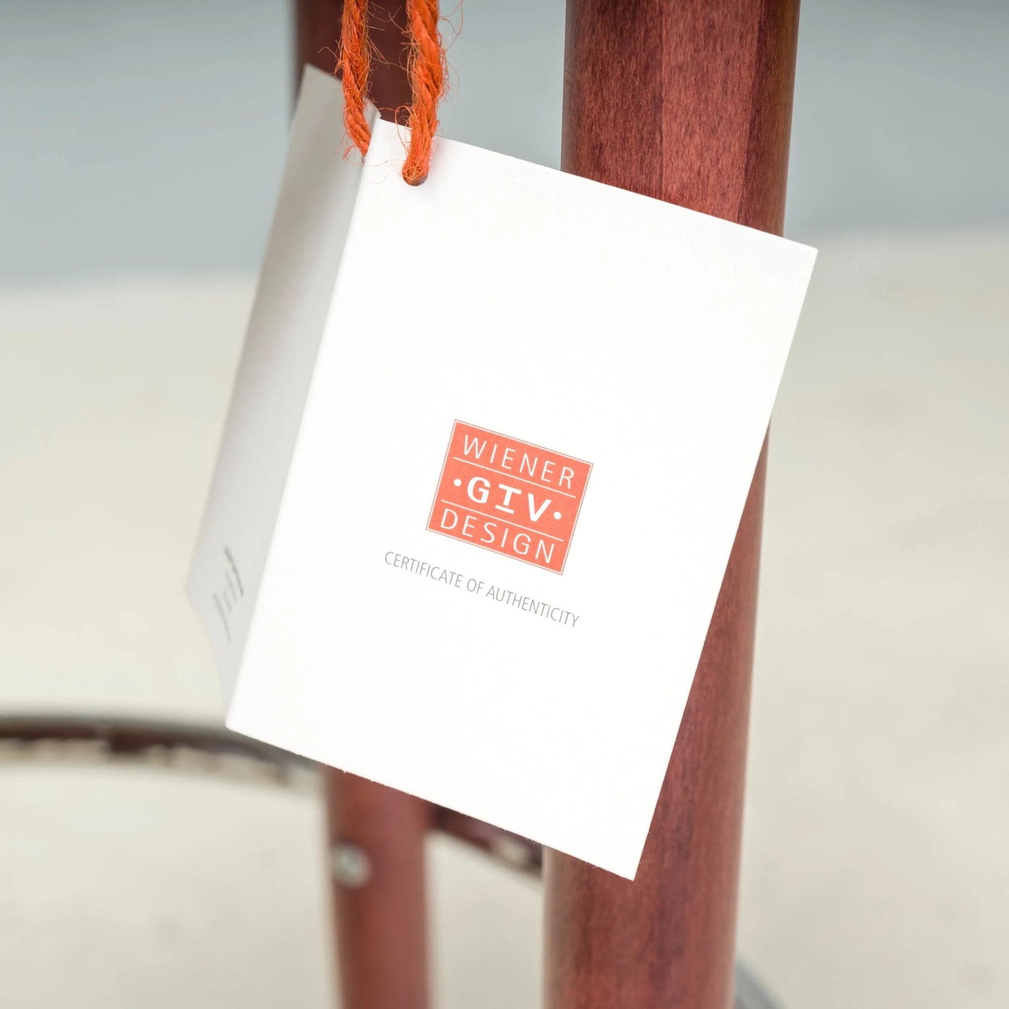 Thonet Vienna Walnut 144 Barhocker Stools, Set of 9 In Excellent Condition For Sale In Basildon, London