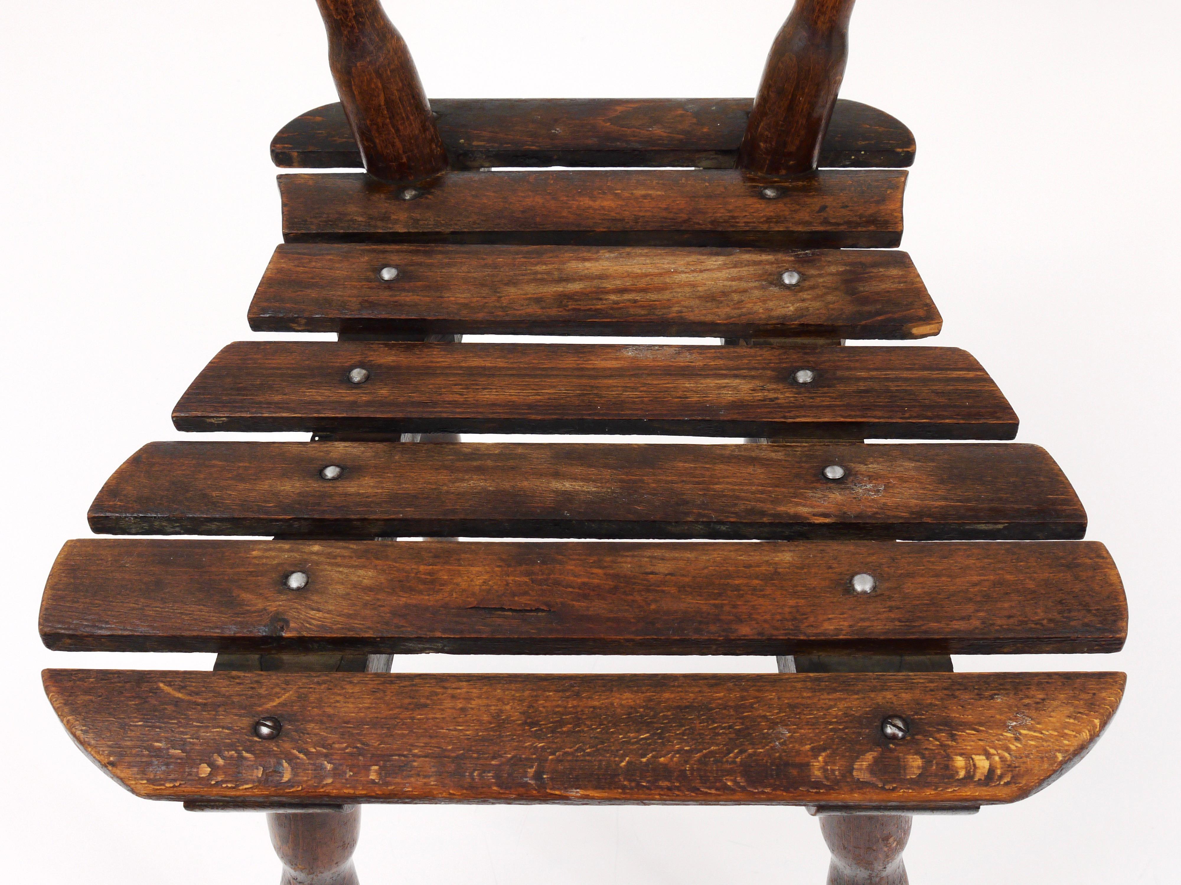 Début du 20ème siècle Chaise d'enfant en bois Thonet Vienna:: Autriche:: années 1900 en vente