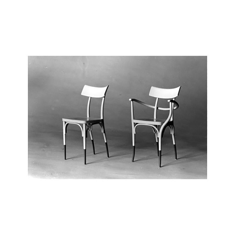 white thonet chair