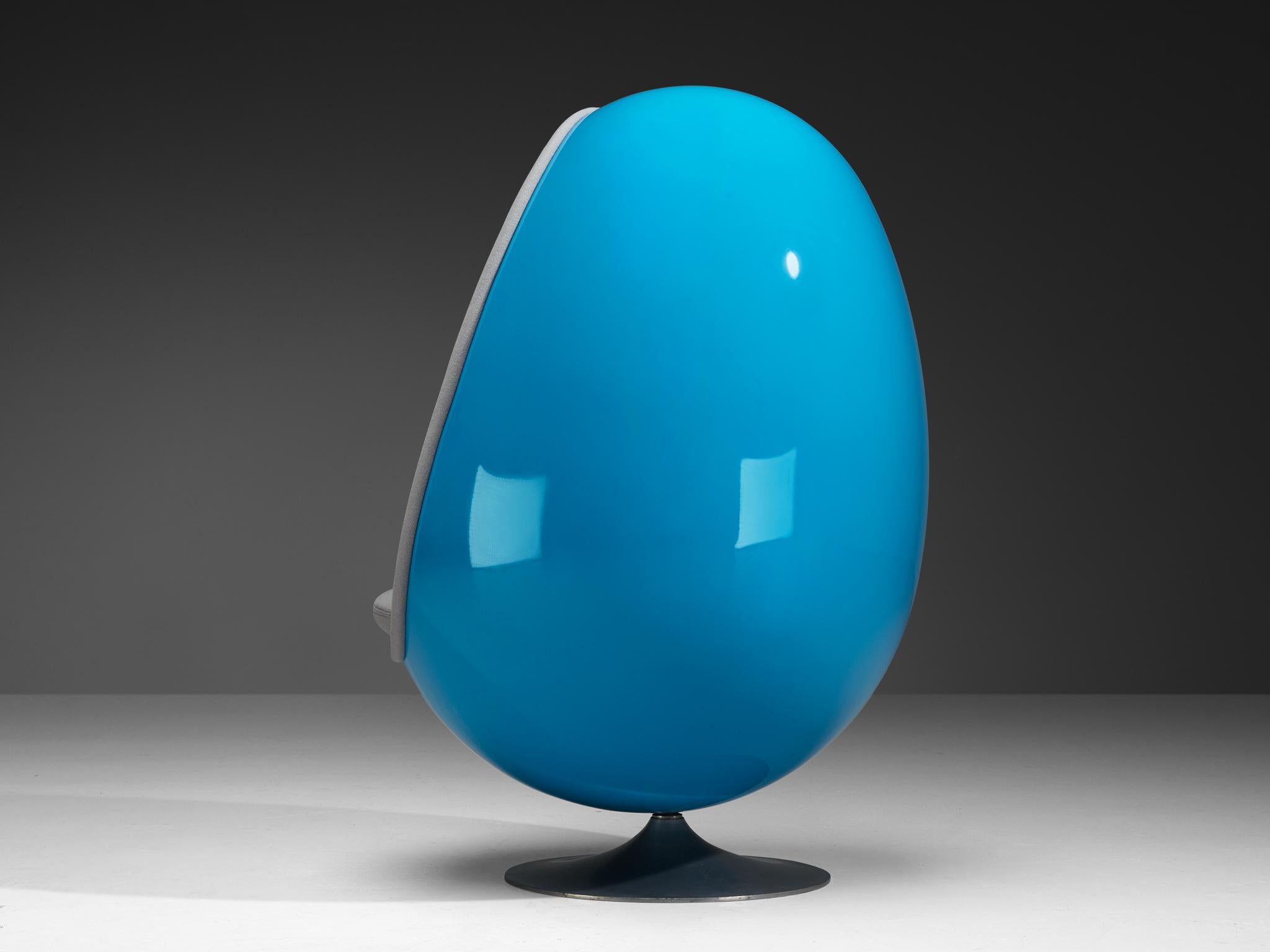 Thor Larsen for Torlan Staffanstorp 'Ovalia' Egg Chair in Blue Fiberglass 3