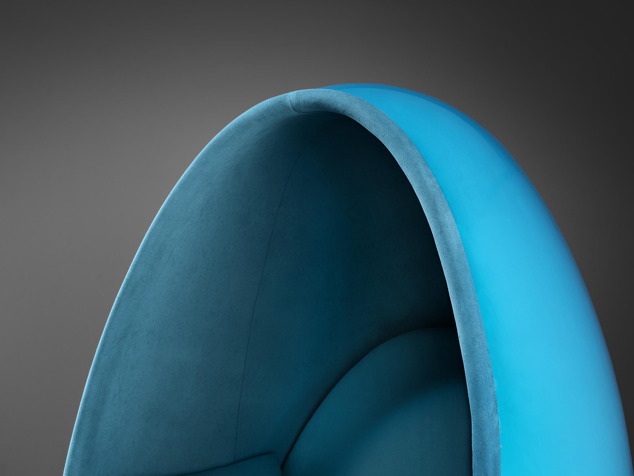 Thor Larsen for Torlan Staffanstorp 'Ovalia' Egg Chair in Blue Fiberglass  For Sale 1