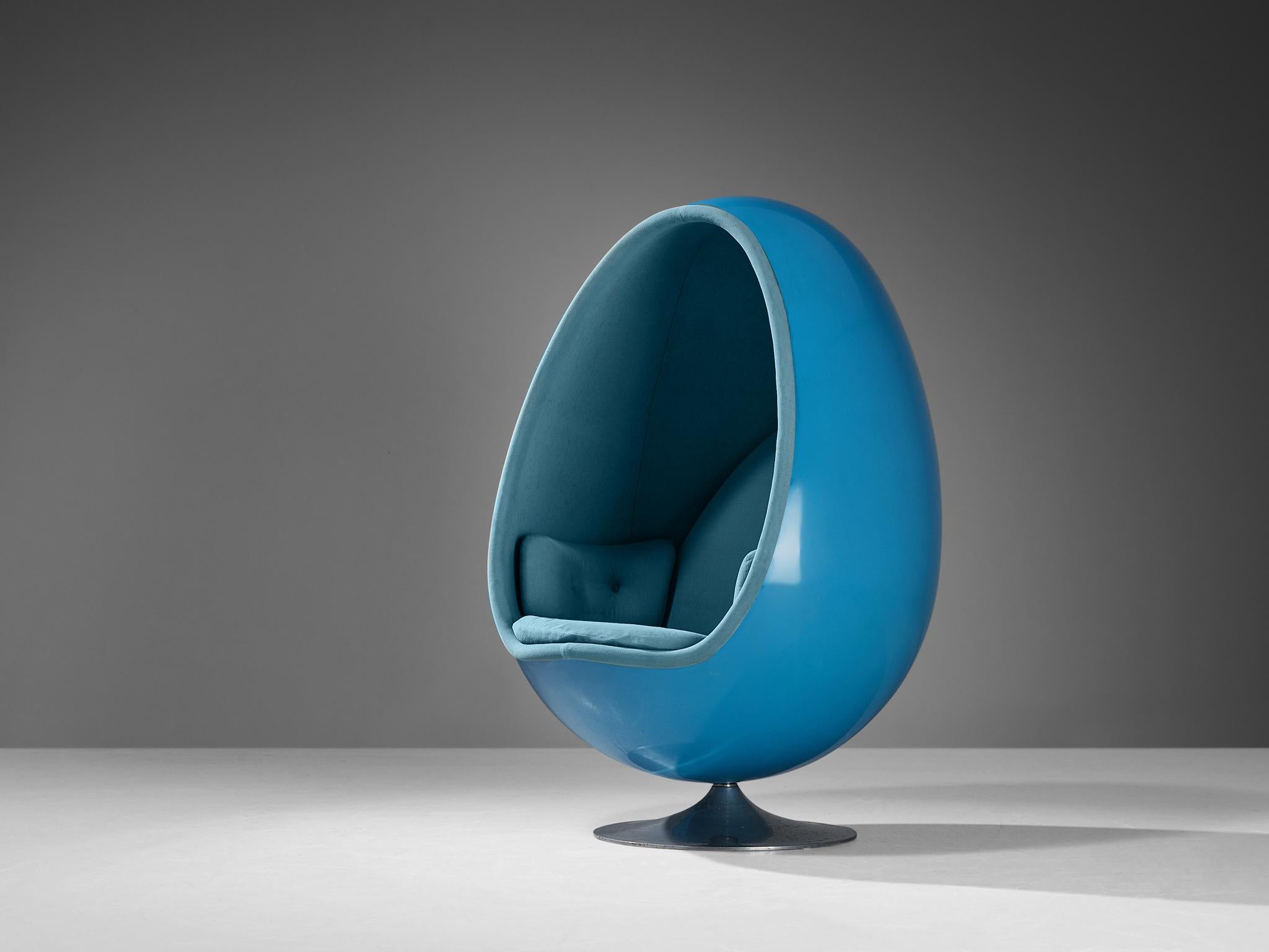 Post-Modern Thor Larsen for Torlan Staffanstorp 'Ovalia' Egg Chair in Blue Fiberglass  For Sale