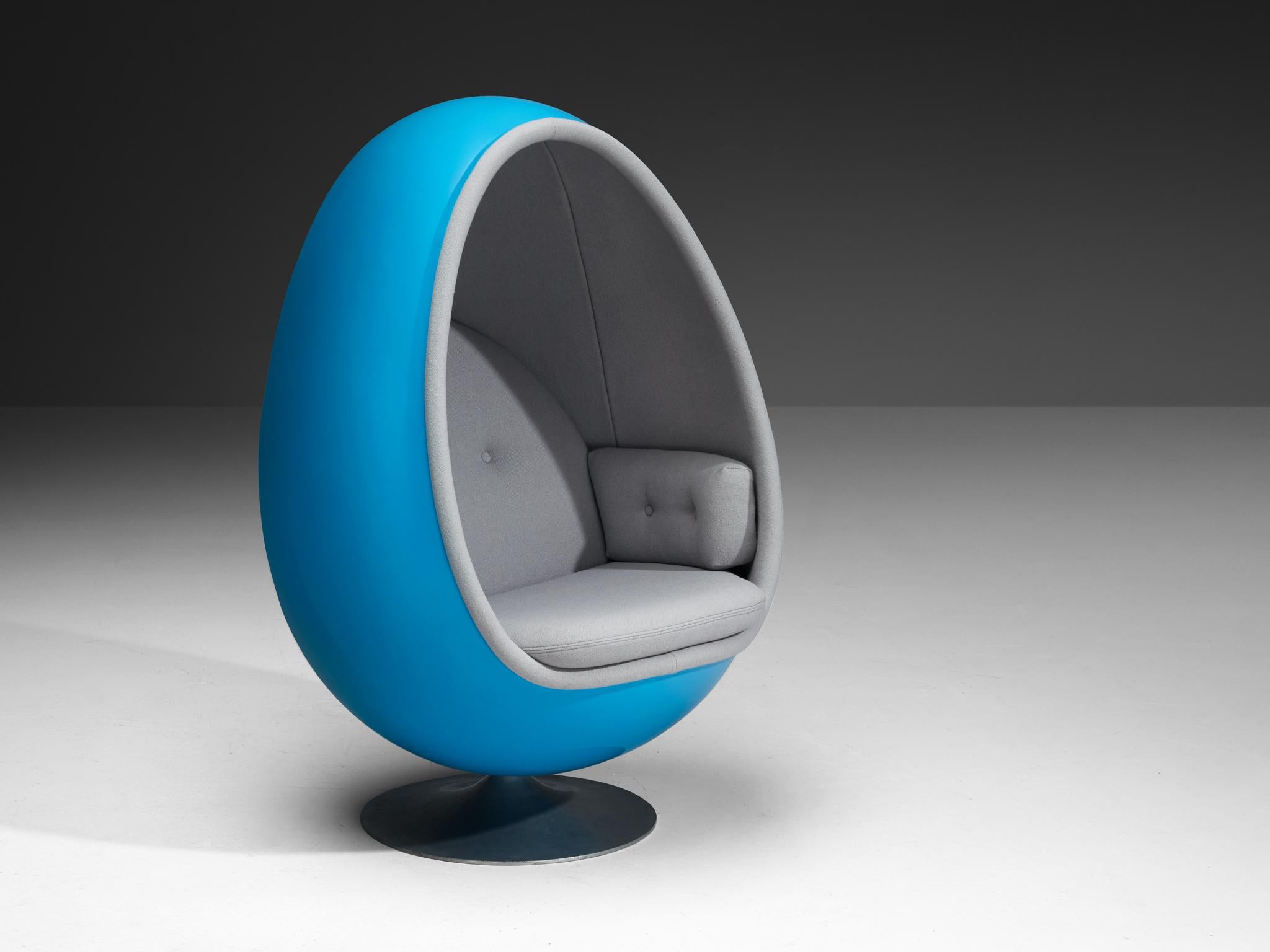 Aluminum Thor Larsen for Torlan Staffanstorp 'Ovalia' Egg Chair in Blue Fiberglass