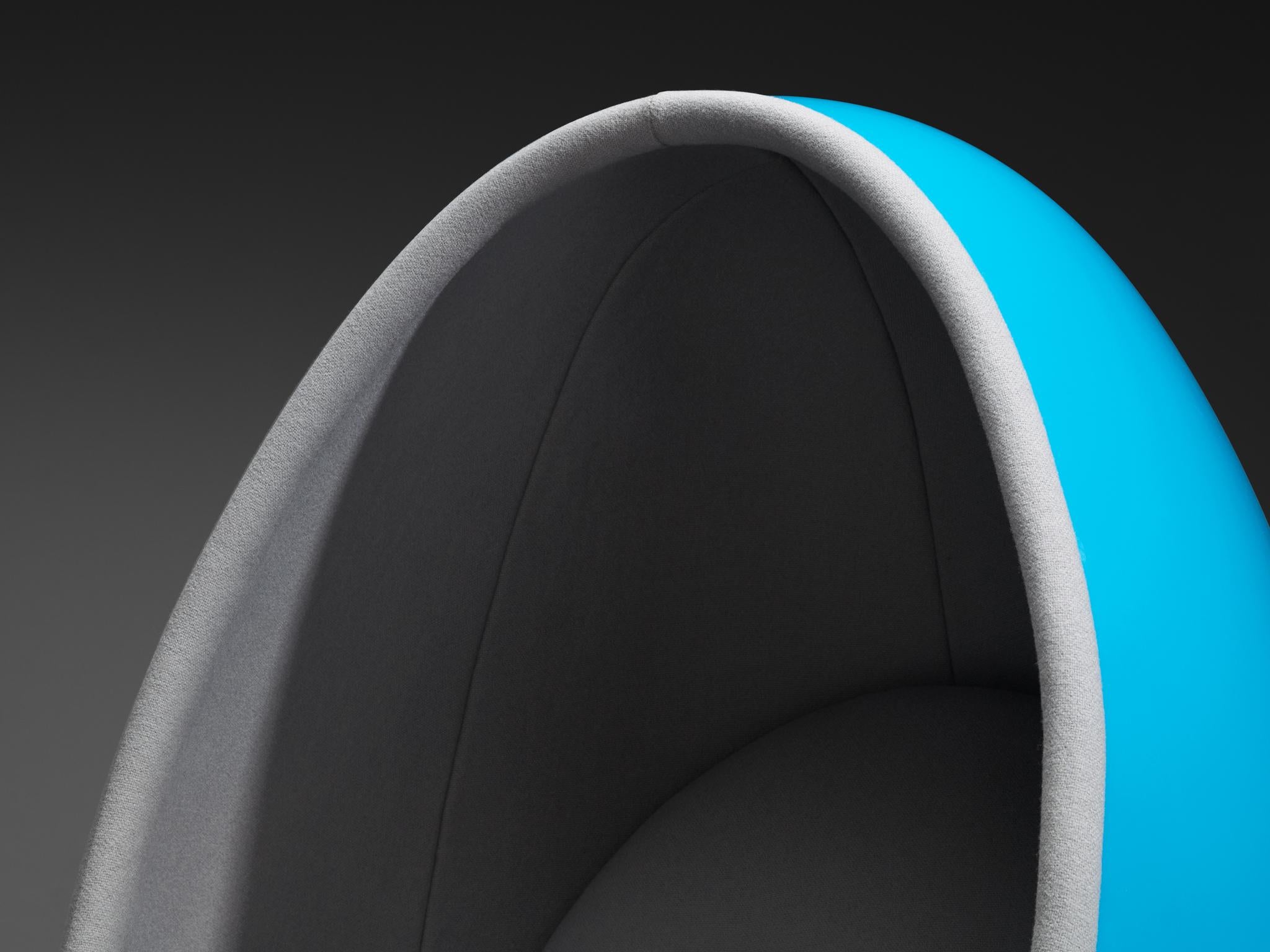 Thor Larsen for Torlan Staffanstorp 'Ovalia' Egg Chair in Blue Fiberglass 2