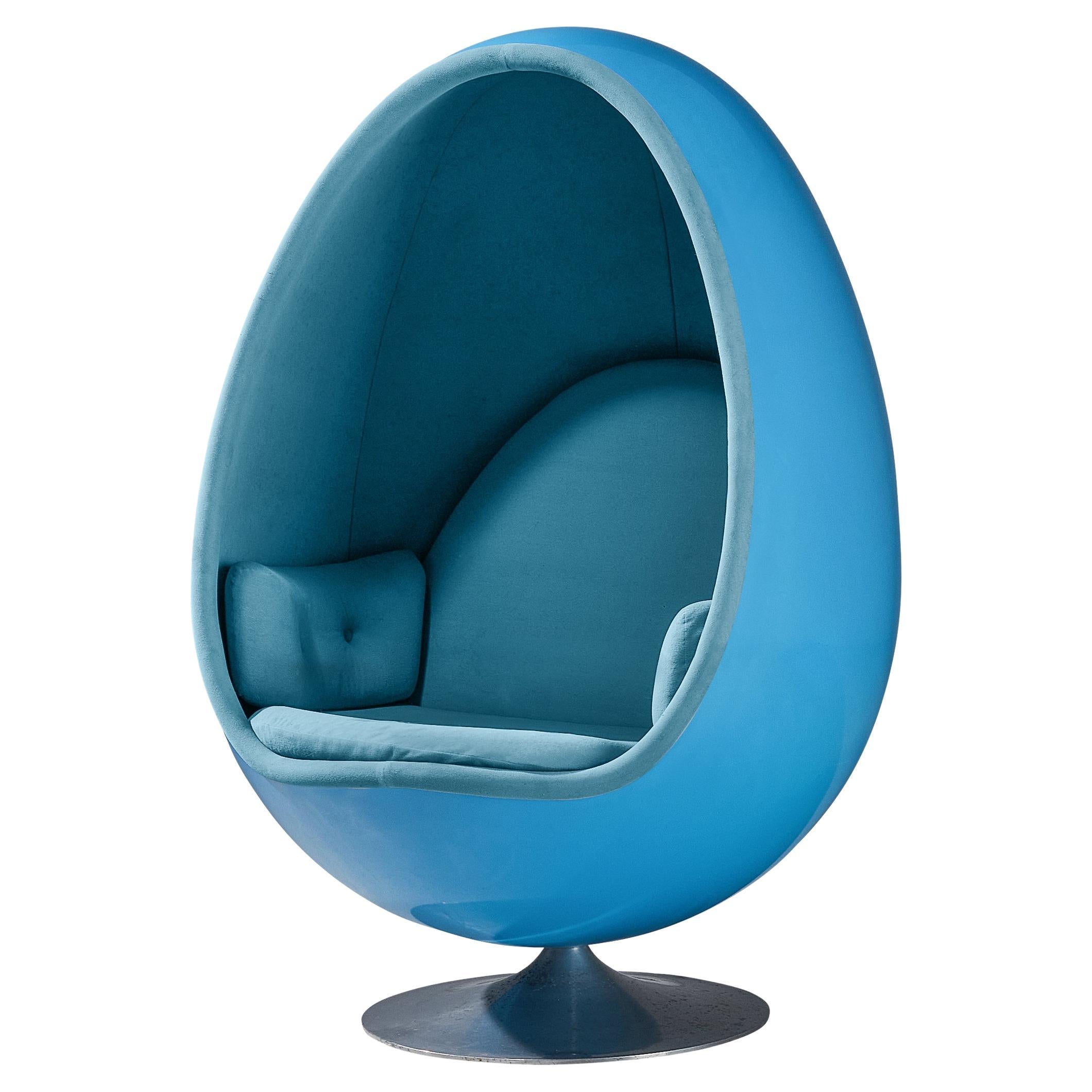 Thor Larsen pour Torlan Staffanstorp chaise œuf « Ovalia » en fibre de verre bleue 