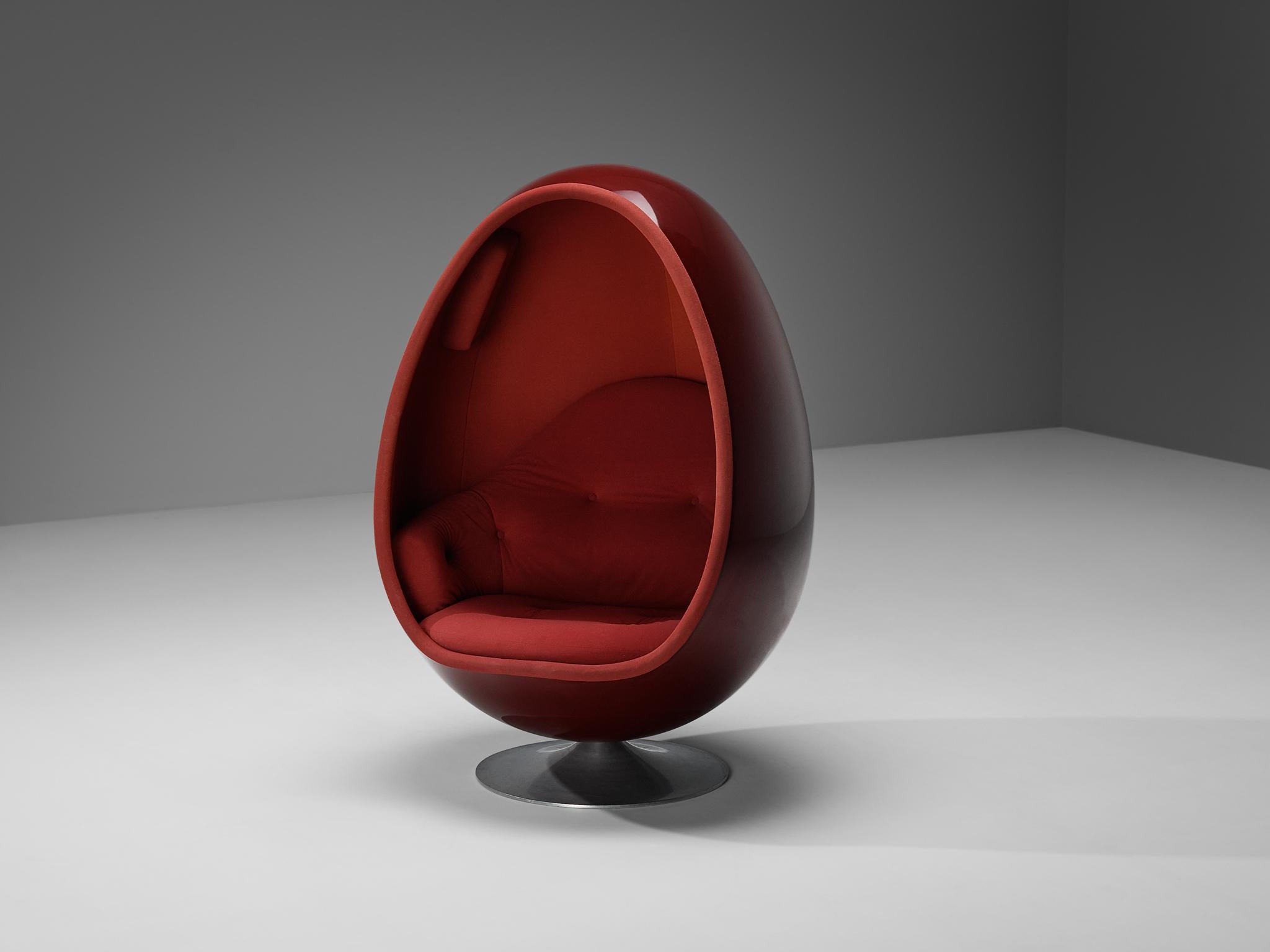 Thor Larsen for Torlan Staffanstorp Ovalia Egg Chair in Red Fiberglass