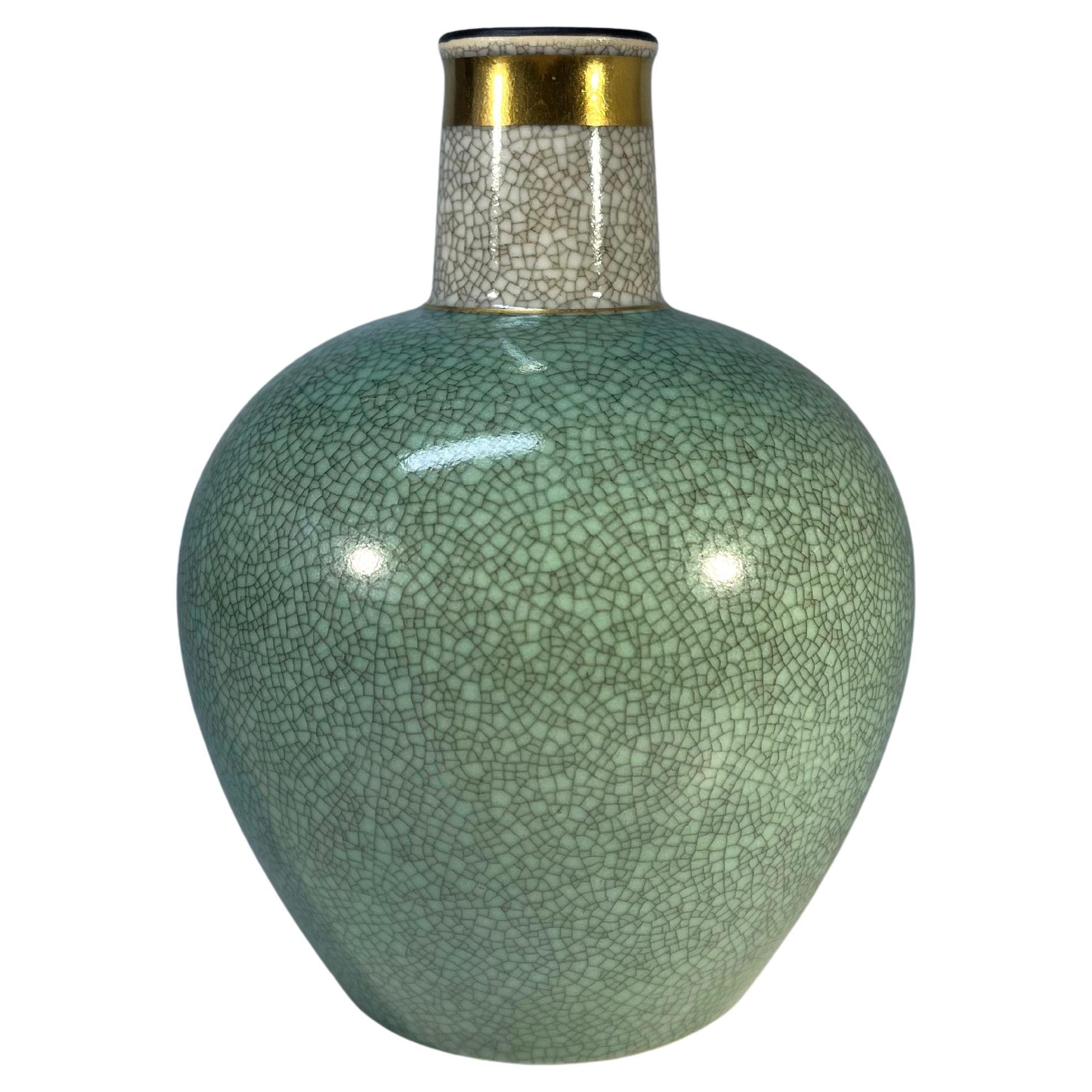 Thorkild Olsen For Royal Copenhagen, Vase à glaçure craquelée vert pâle #3582