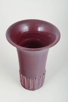 Thorkild Olsen, Royal Copenhagen Very large stoneware vase with oxblood glaze.