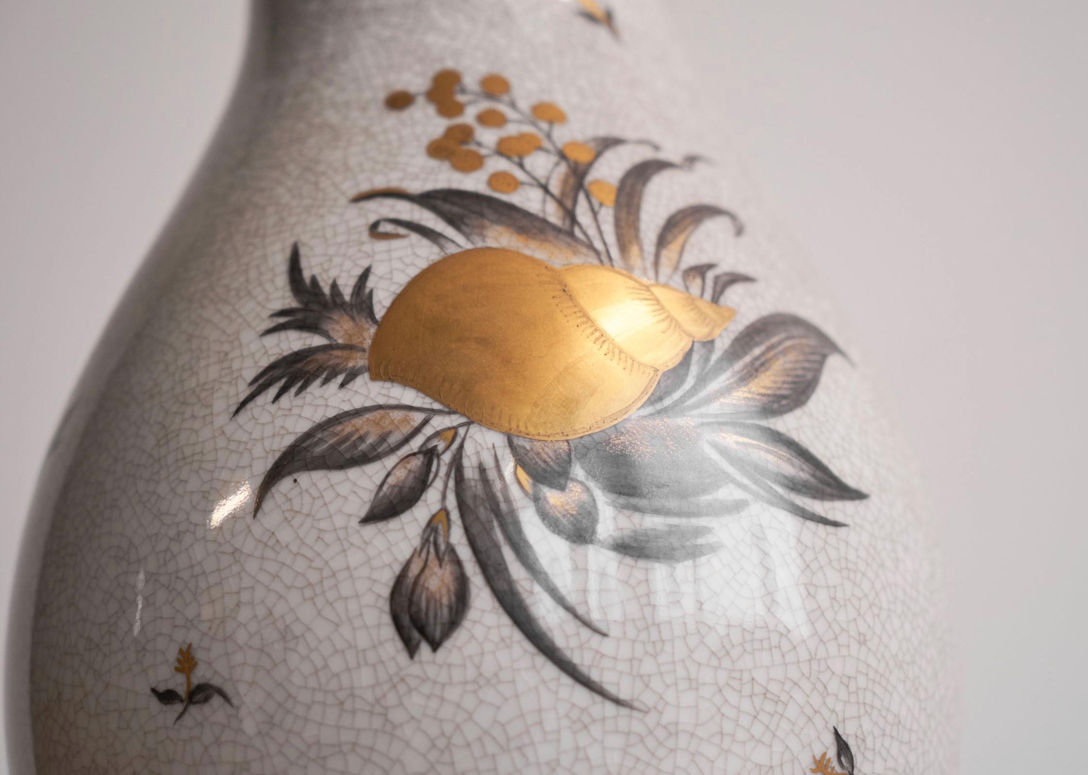 Thorkild Olsen 'Skaldyr' Vase in Craquelé und Gold für Royal Copenhagen 1930er Jahre (Dänisch) im Angebot