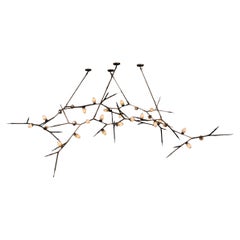 Thorn 100 (28) Kronleuchter aus Messing und geblasenem Glas, handgefertigt von Andrea Claire Studio