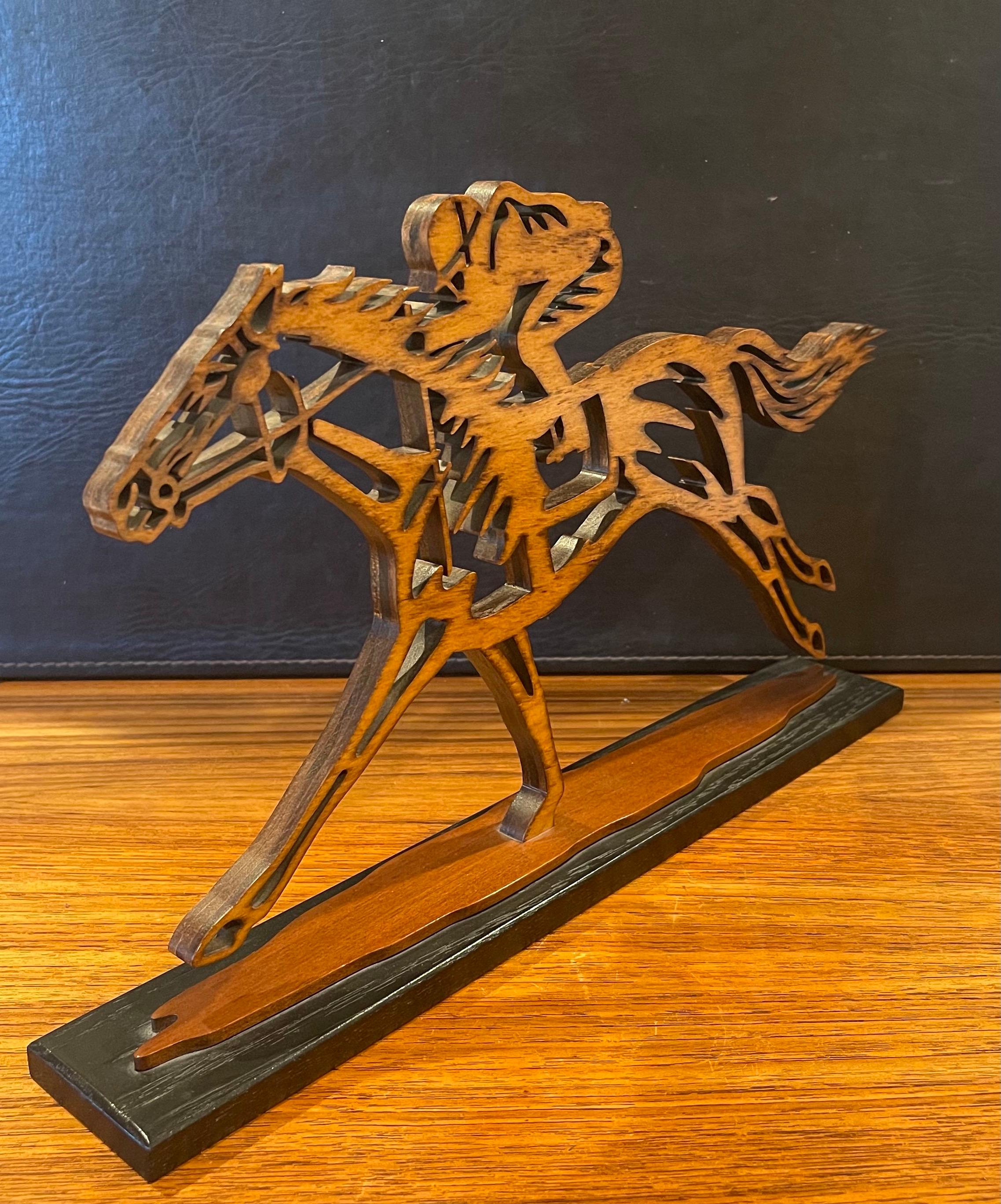 Thoroughbred Horses Racing Wood Sculpture In Good Condition For Sale In San Diego, CA