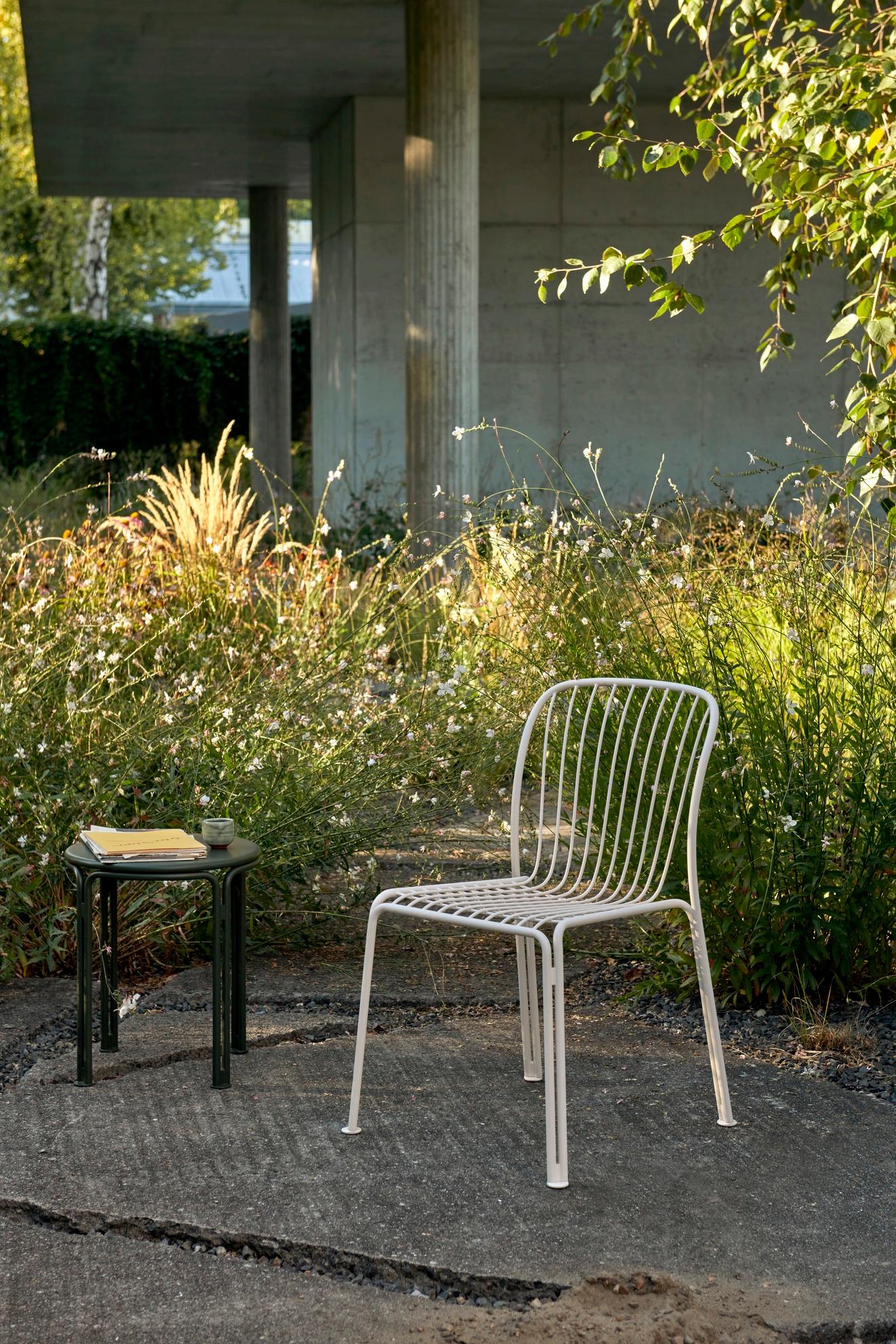 Steel Thorvald SC94 Outdoor Side Chair, Ivory, by Space Copenhagen for &Tradition For Sale