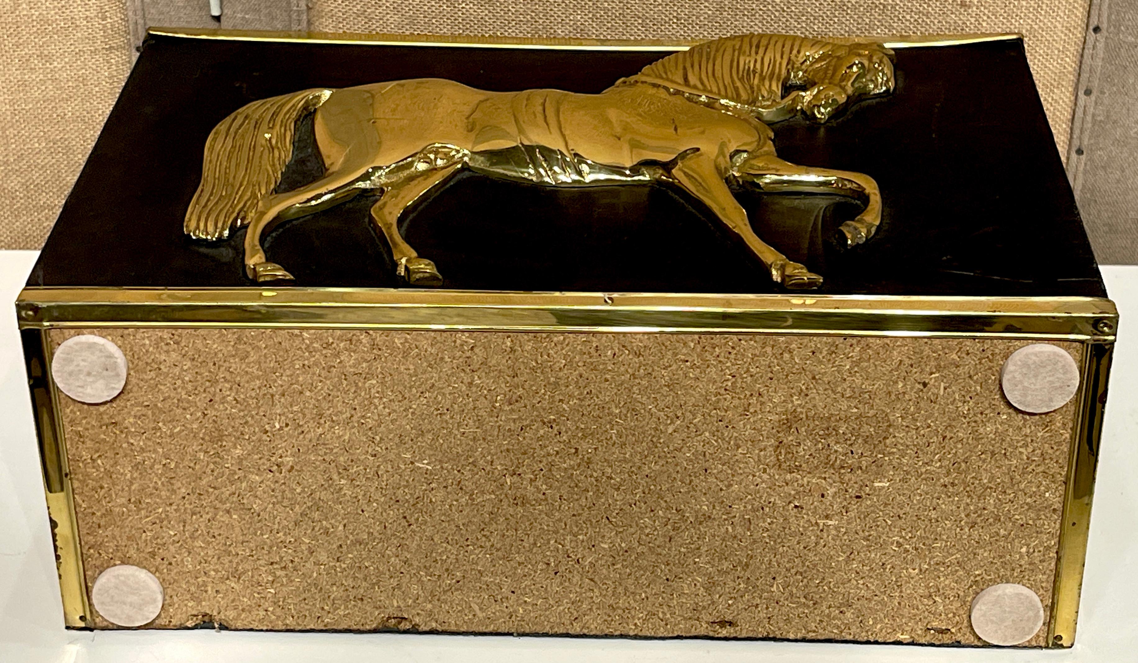 Ottone Thos. Blakemore Ltd. Portadocumenti a cavallo in ottone e pelle in stile Regency inglese in vendita
