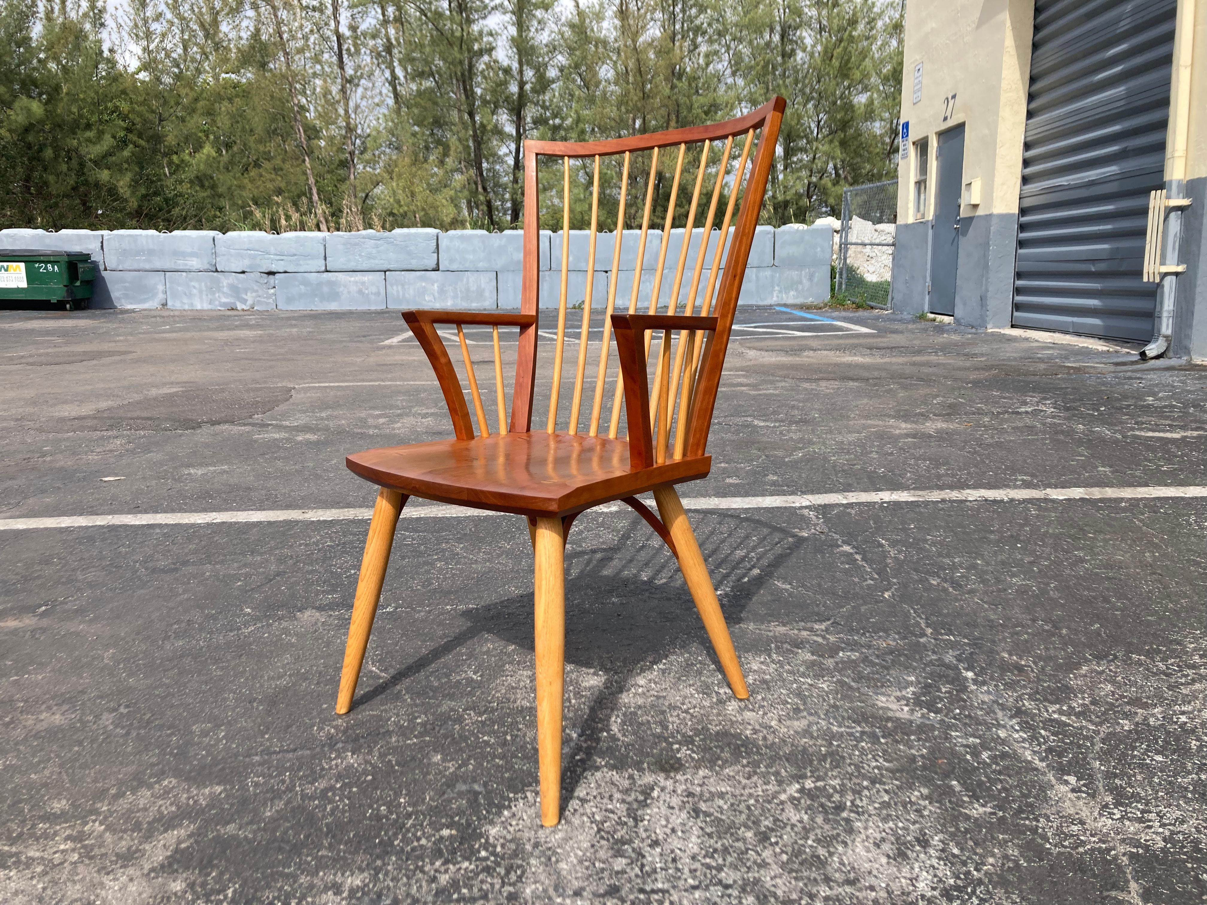 Handmade Moser Arm Chair from 2008 in Cherry. In good condition with some normal wear. Please see our other listings for more Moser furniture.