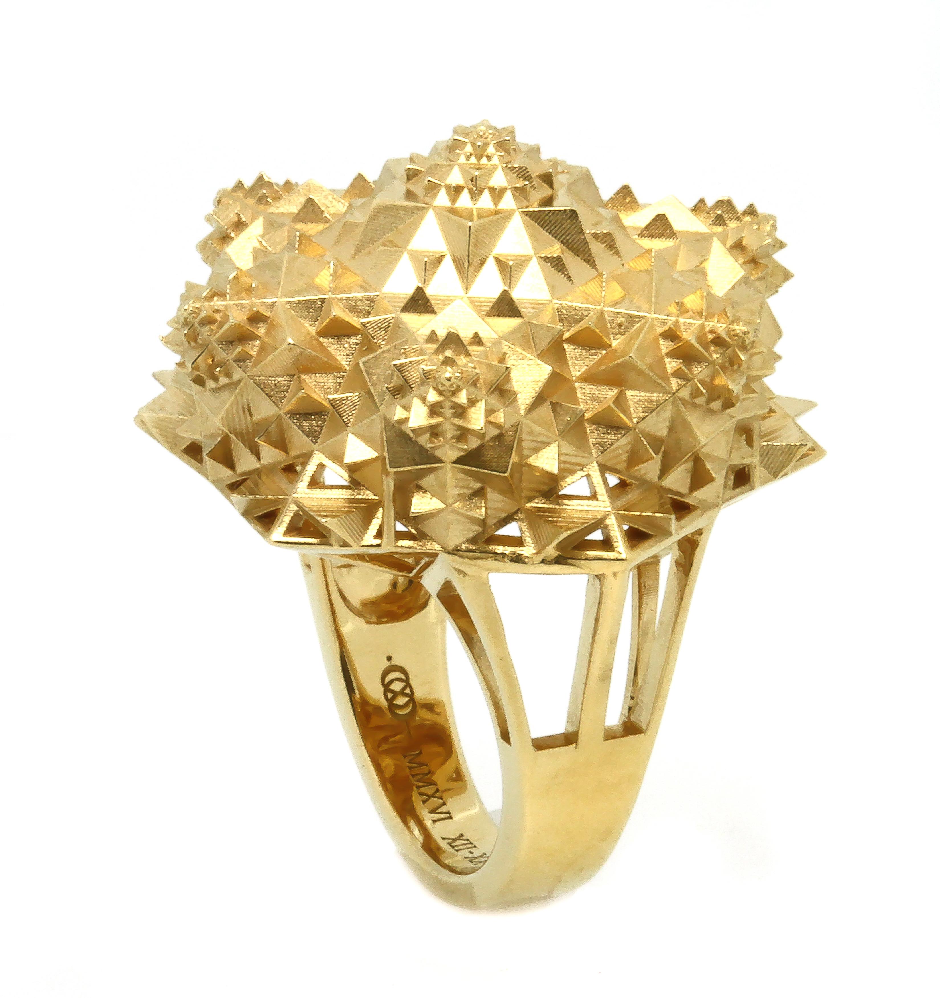 Modern Custom THOSCENE Fractal 18K Solid Gold Ring For Sale