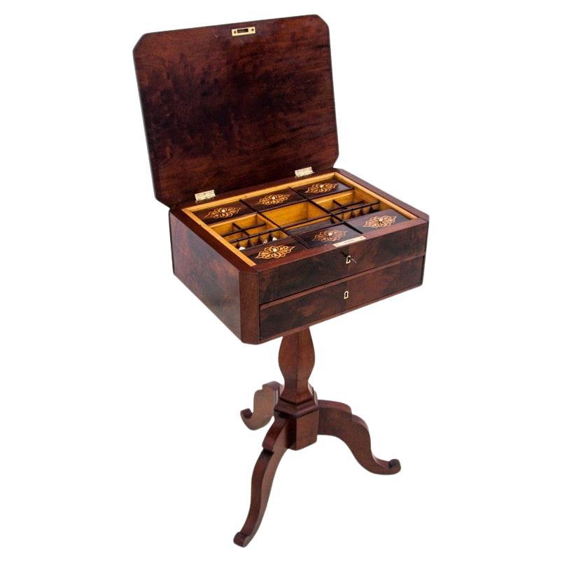 Thread table, Northern Europe, circa 1860. Antique. For Sale