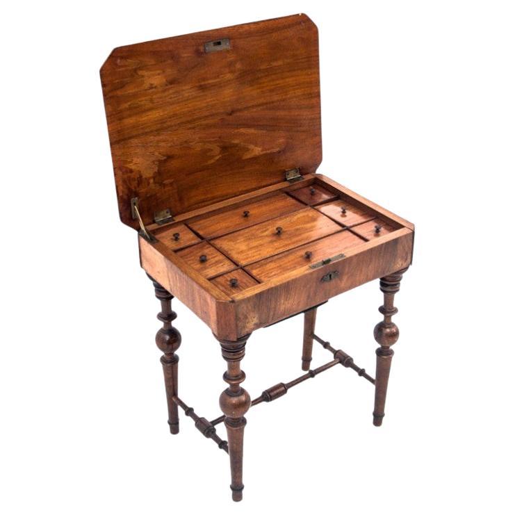 Table à fil, Europe du Nord, vers 1890.