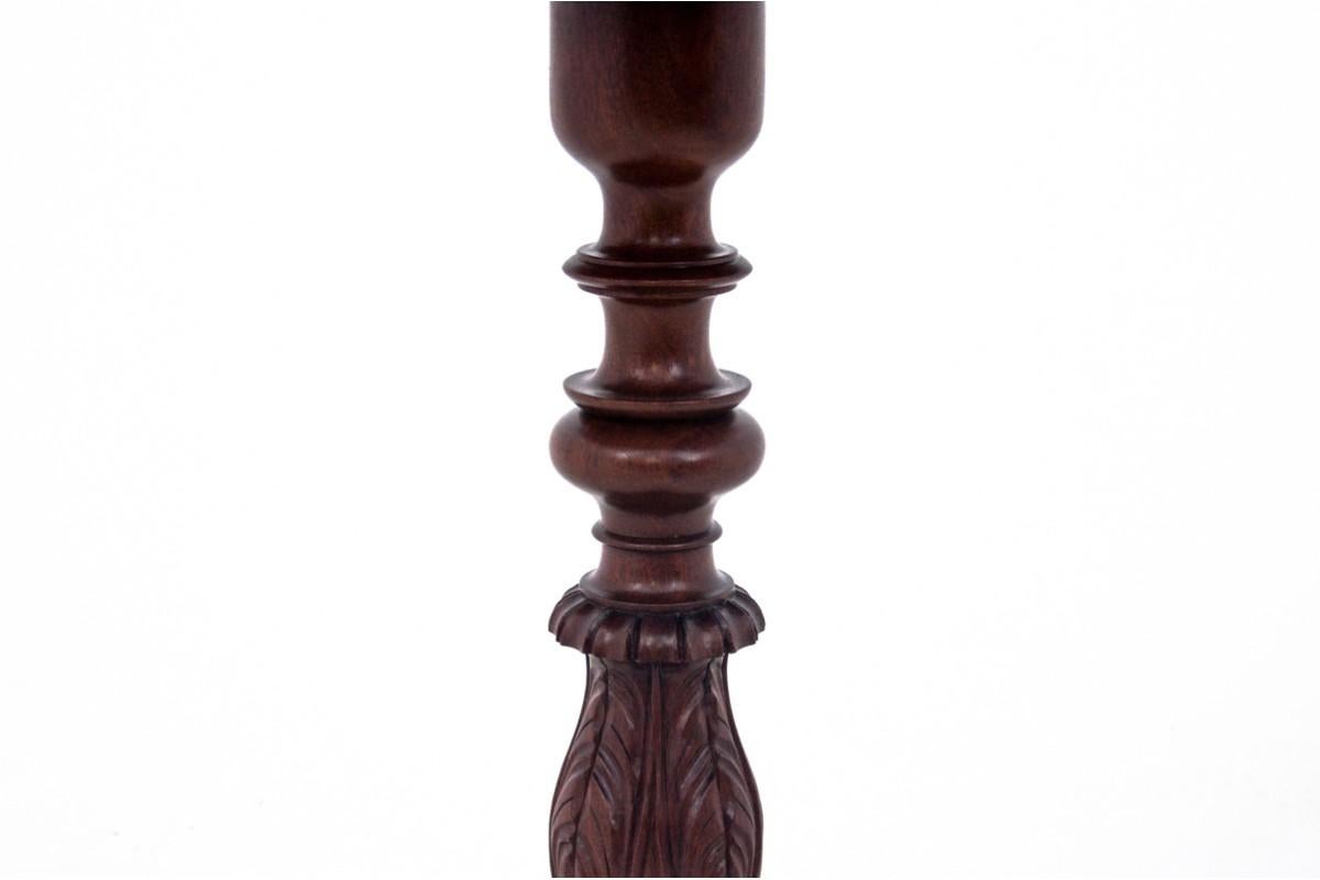 Thread table, Northern Europe, late 19th century. For Sale 6