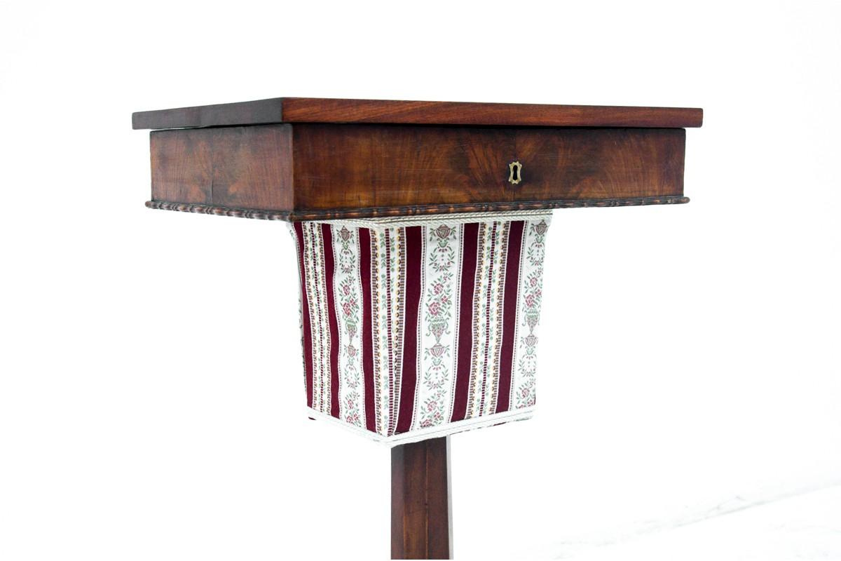 Biedermeier Thread Table, Northern Europe, Late 19th Century For Sale