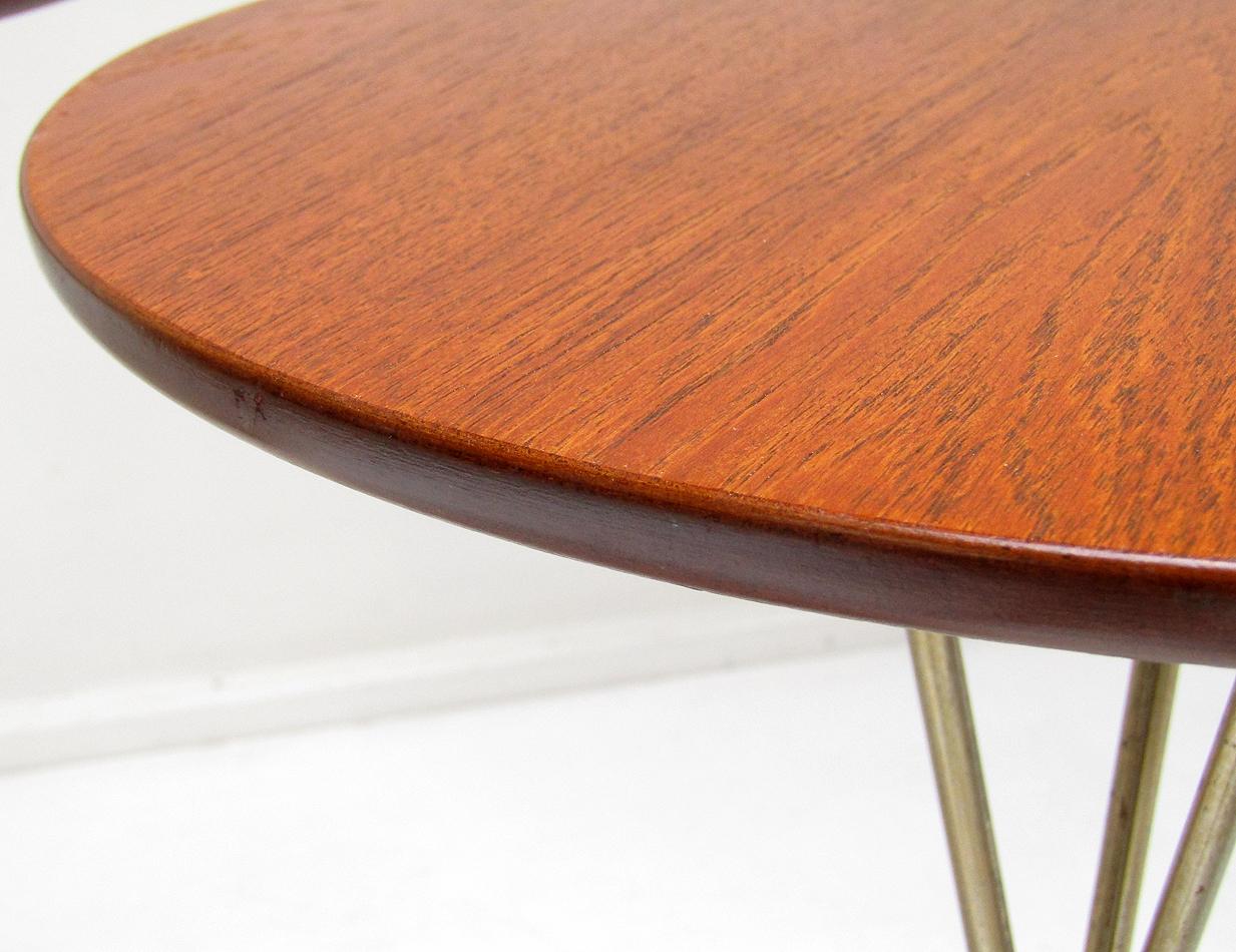 Three 1950s Swedish Round Atomic Side Tables in Teak & Brass by Albert Larsson 3