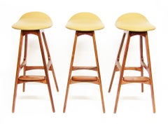 Drei dänische Bar- oder Küchenhocker aus Rosenholz und Leder aus den 1960er Jahren von Erik Buch