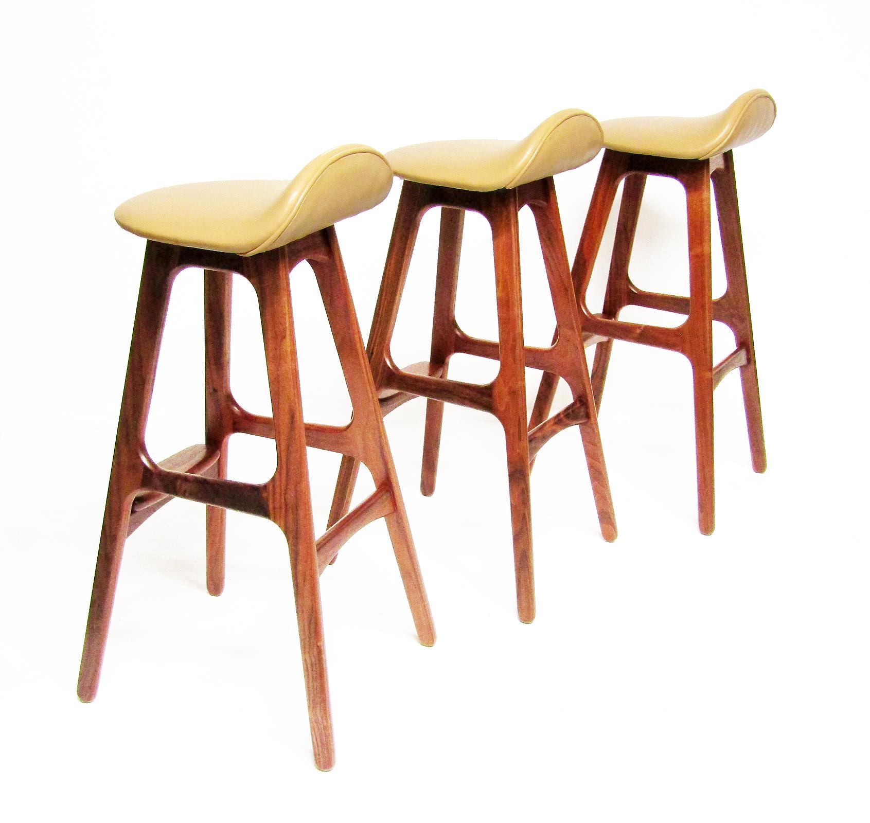 Three 1960s Danish Bar Or Kitchen Stools In Rosewood & Leather by Erik Buch For Sale 1