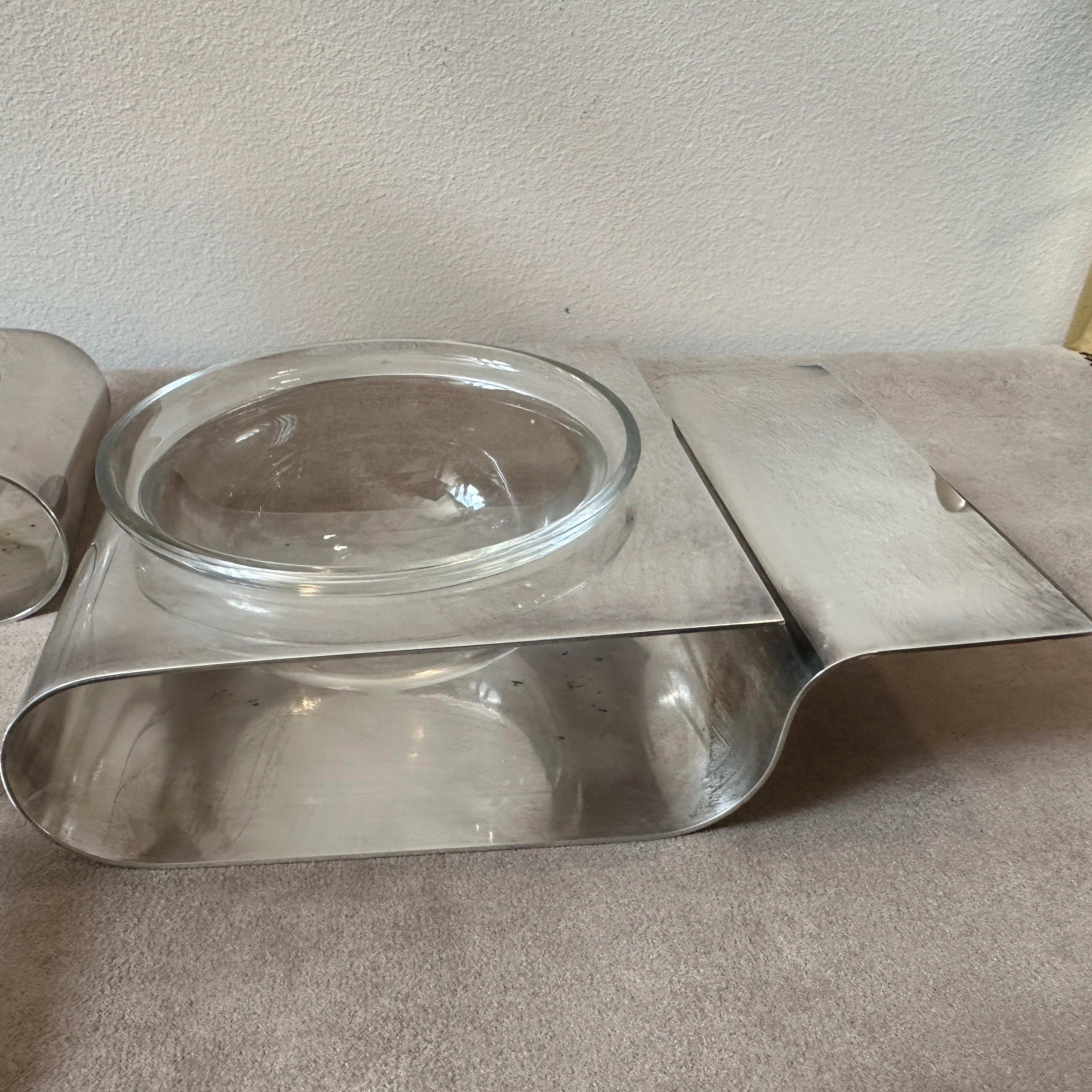 Three 1980s Modernist Silver Plated and Glass Serving Pieces by Lino Sabattini In Good Condition For Sale In Aci Castello, IT