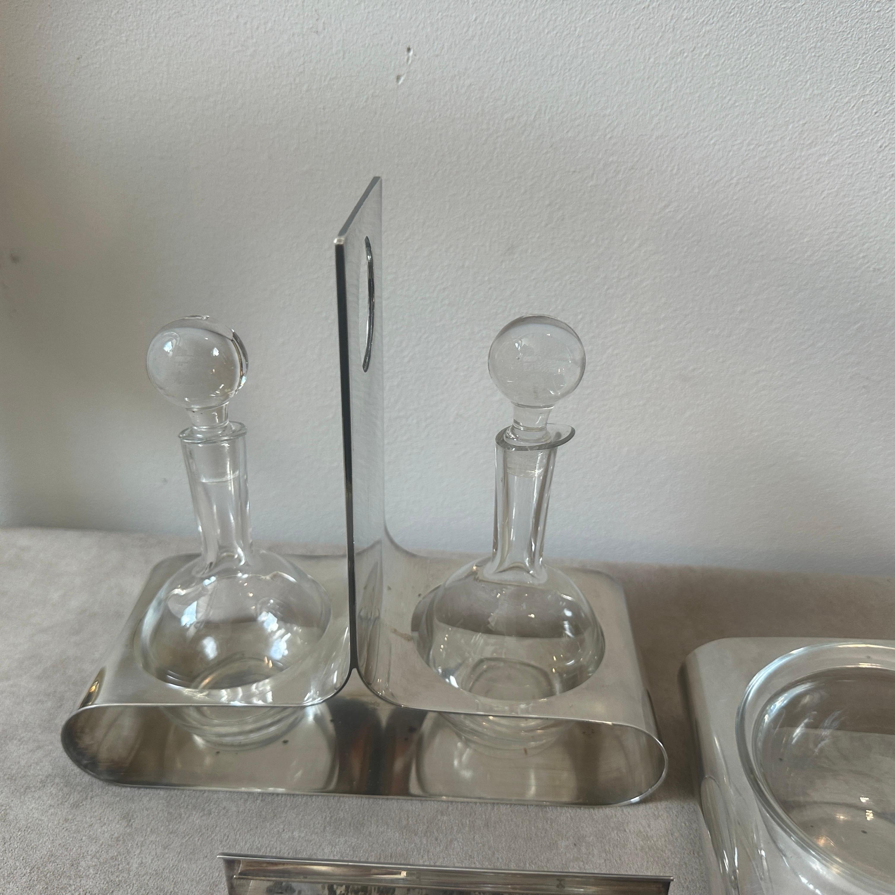 Three 1980s Modernist Silver Plated and Glass Serving Pieces by Lino Sabattini For Sale 2