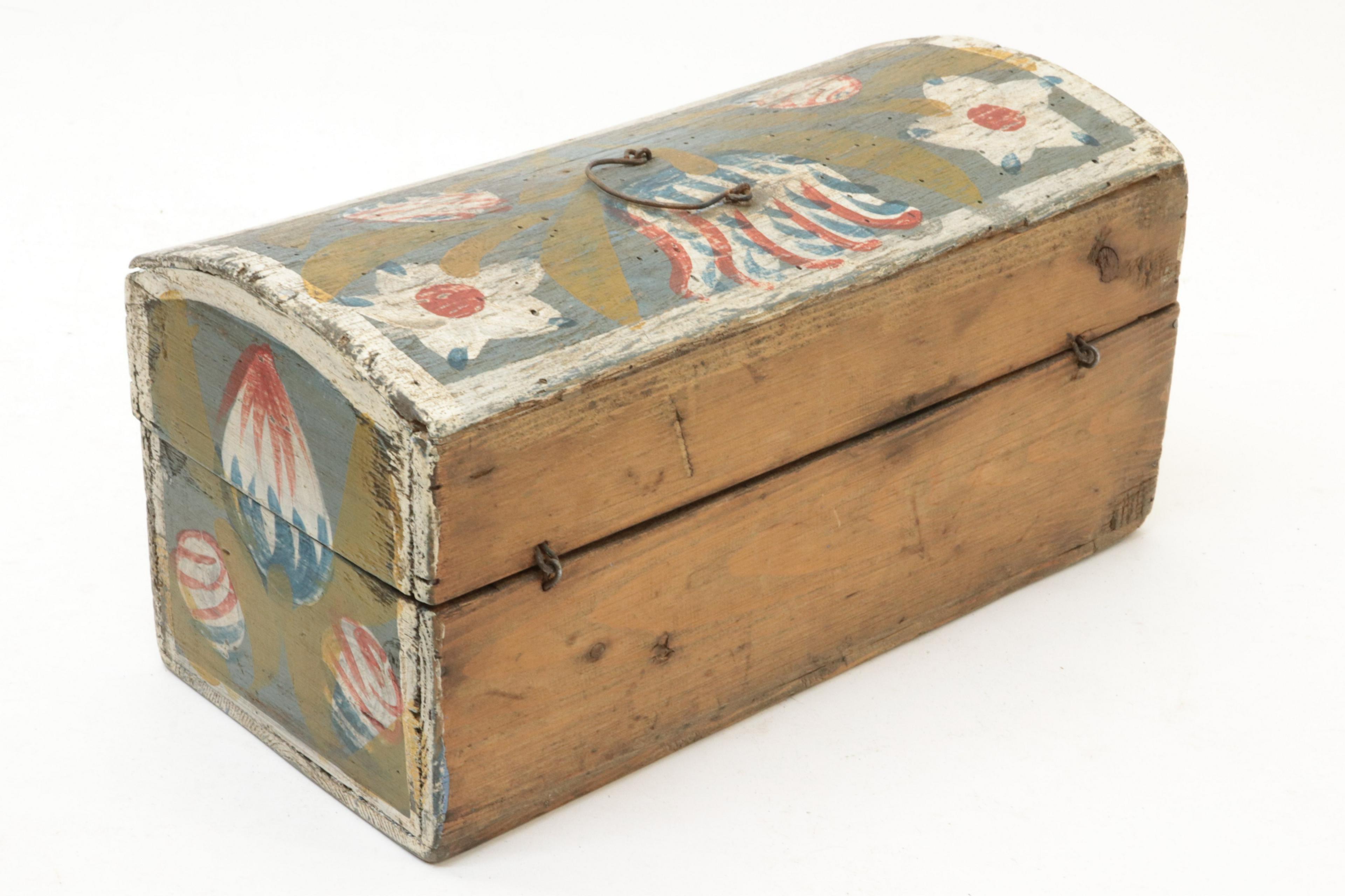 Three 19th Century French Painted Wedding Boxes In Good Condition In Doylestown, PA