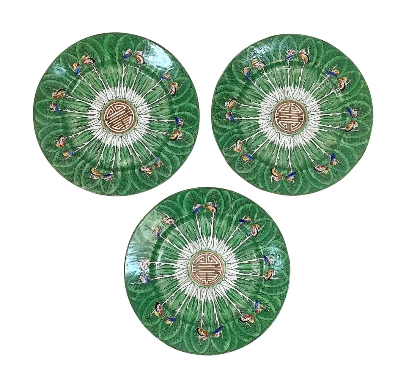 Three 19th Century Chinese Export Porcelain Cabbage Leaf Butterfly Plate 4