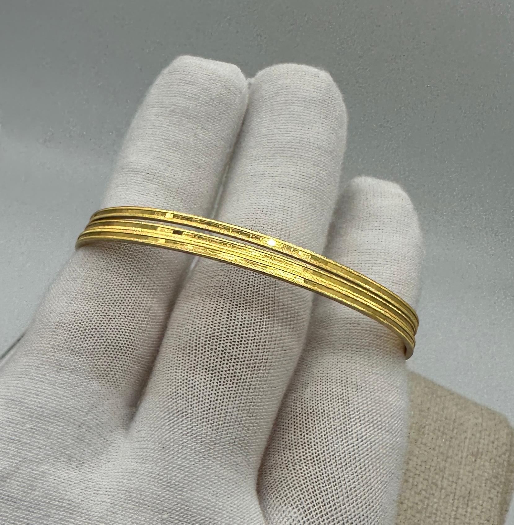 Three 22 Karat Gold Bangle Stacking Bracelets 26.6 Grams Yellow Gold For Sale 2