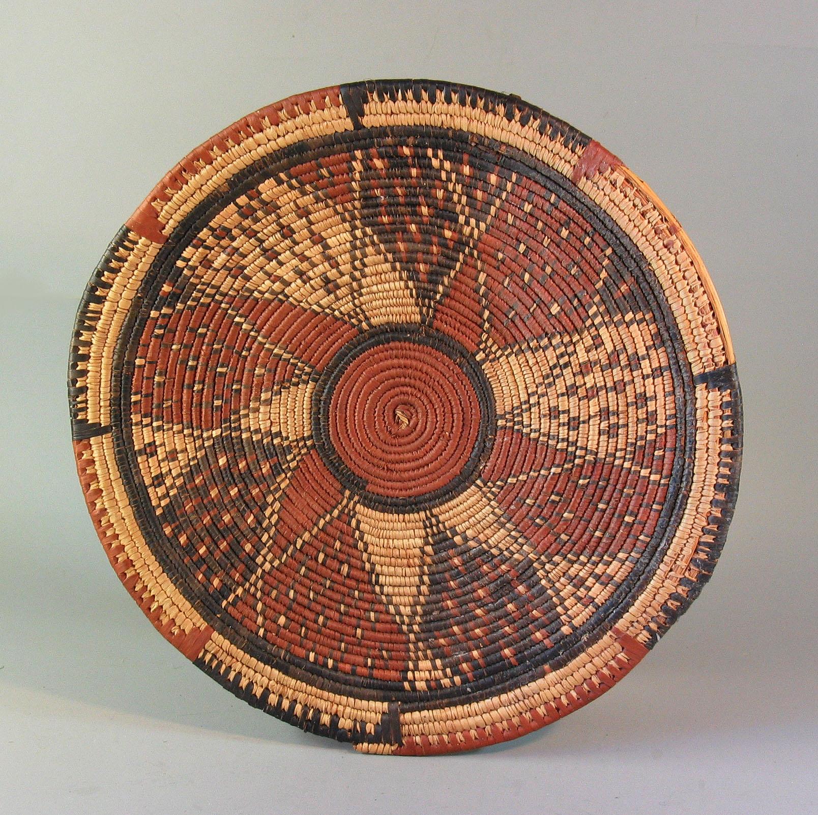 Hand-Woven Three African Coiled Basket Trays, Hausa, Nigeria, 20th Century, Tribal Art