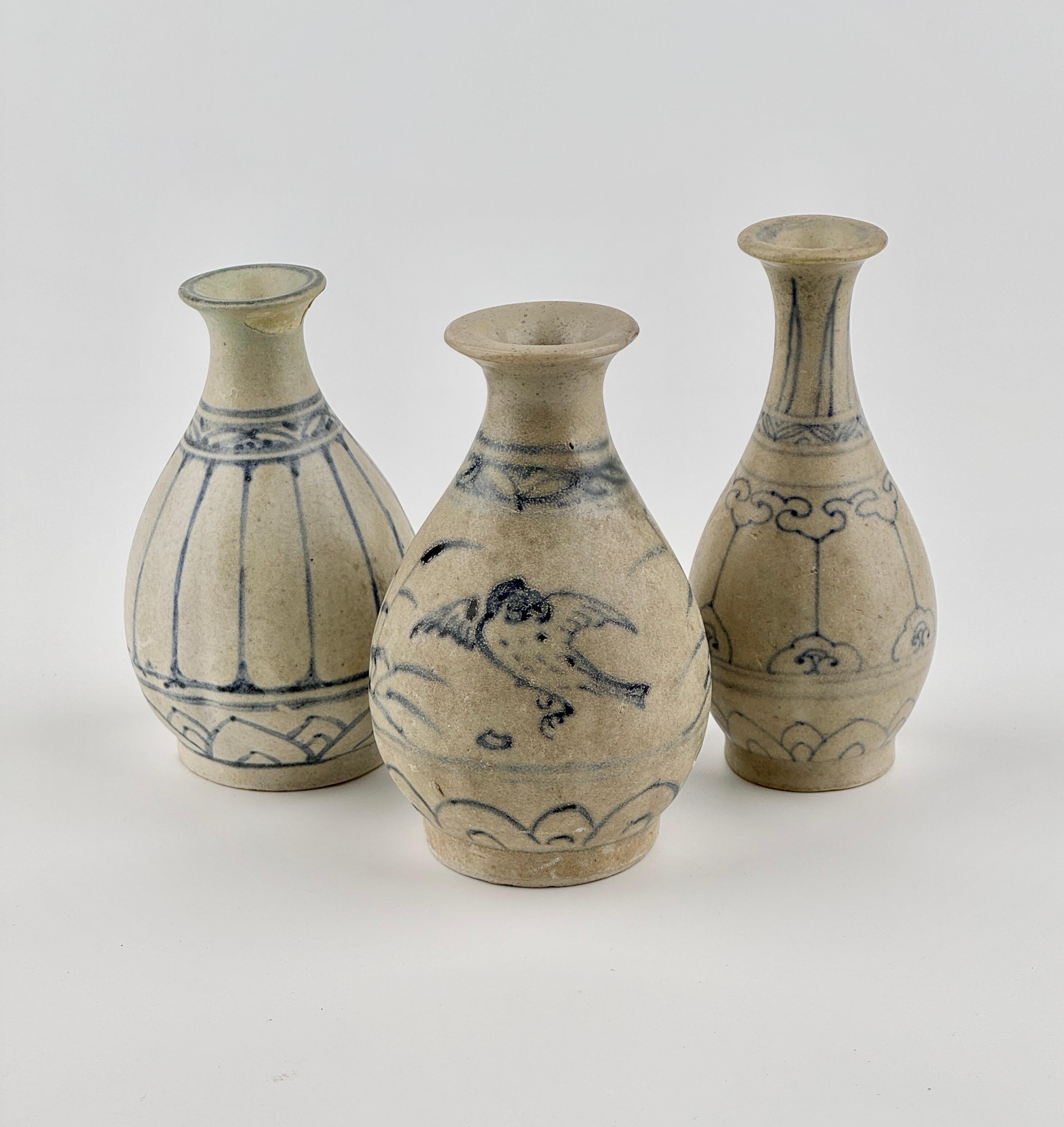 Glazed Three Annamese Small Yuhuchunping, 15th century, Le Dynasty For Sale