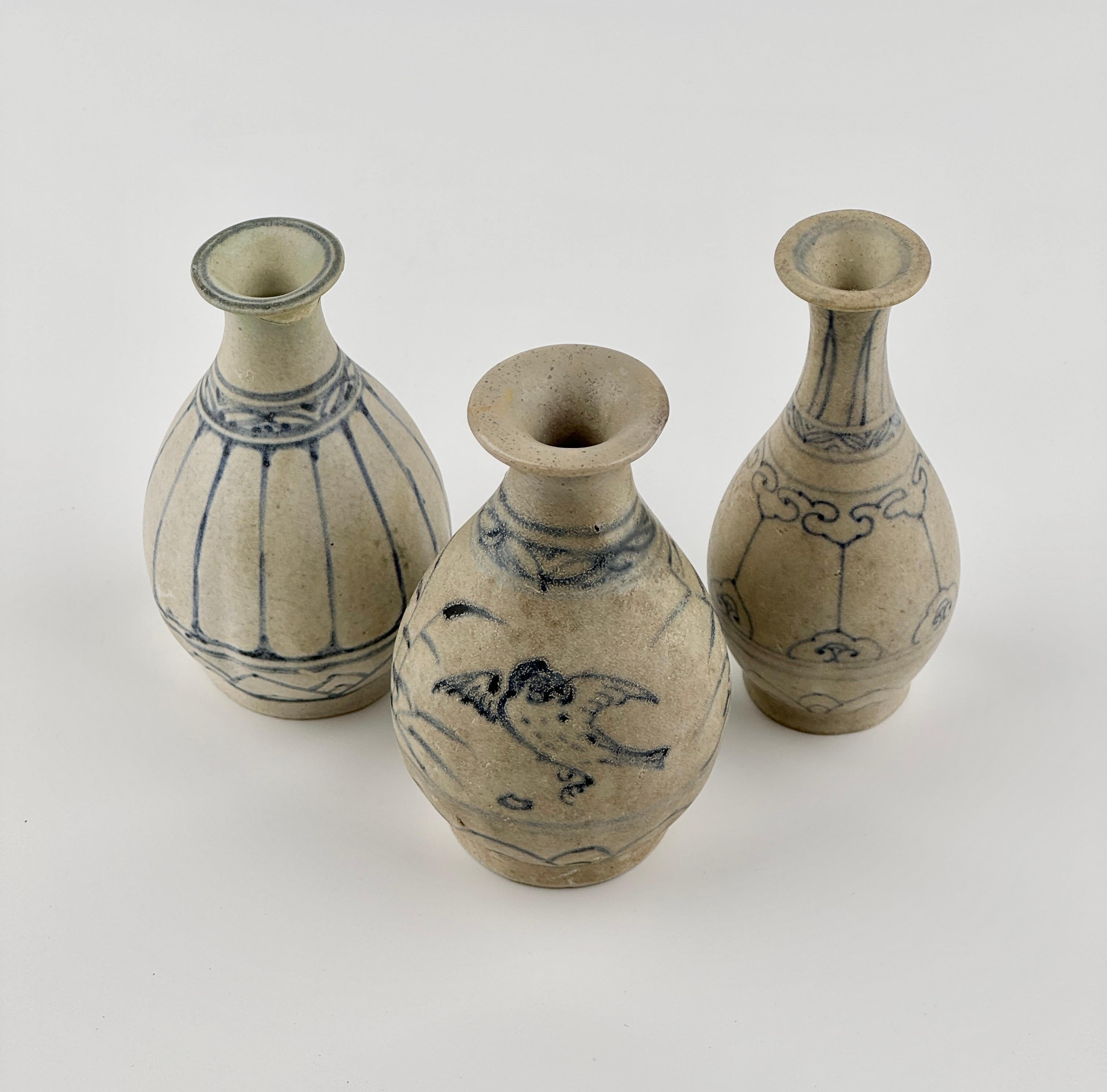 18th Century and Earlier Three Annamese Small Yuhuchunping, 15th century, Le Dynasty For Sale